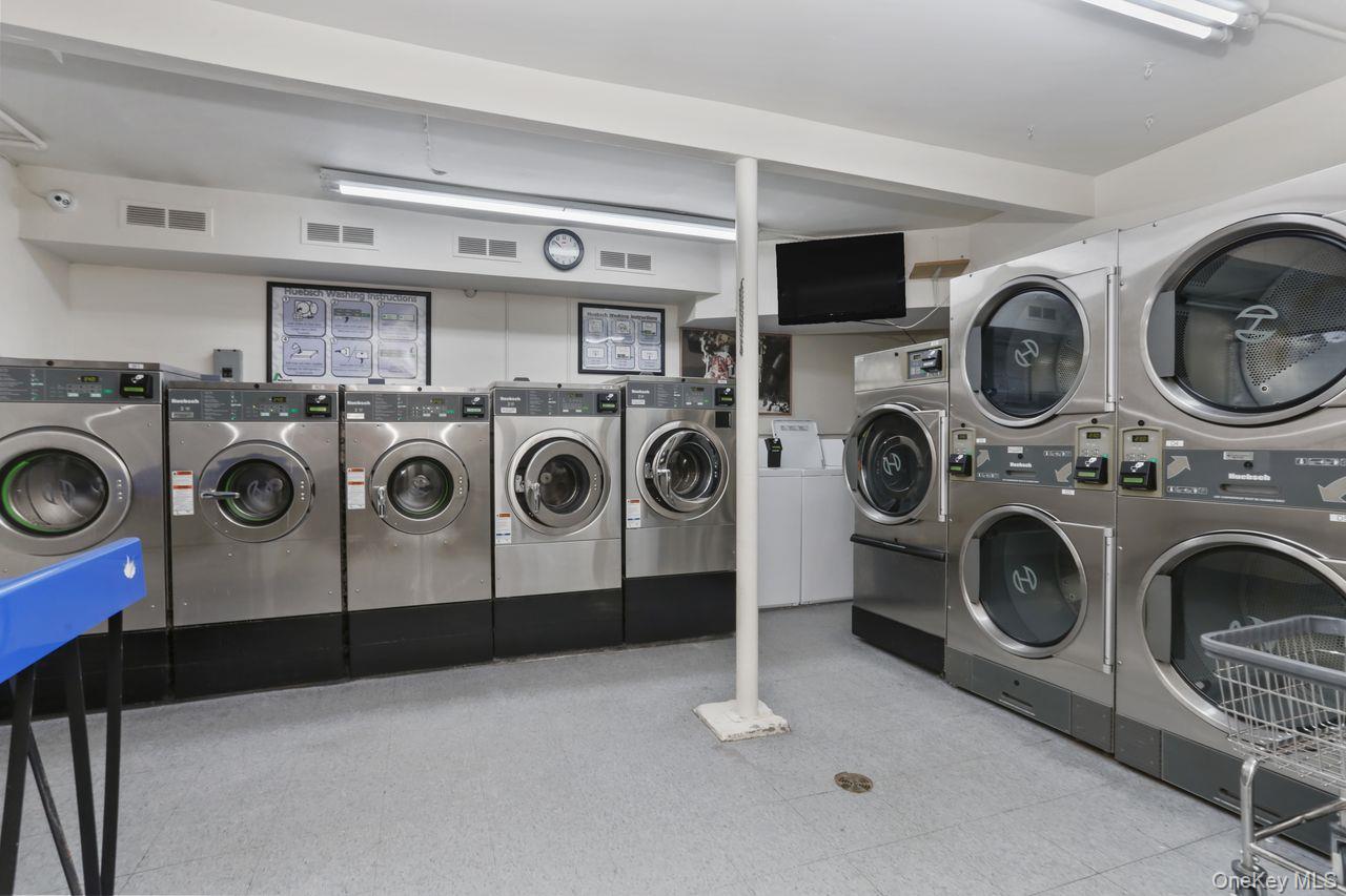 604 Tompkins # 10-C, Mamaroneck, NY 10543