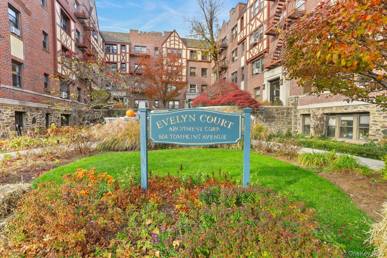 604 Tompkins # 10-C, Mamaroneck, NY 10543