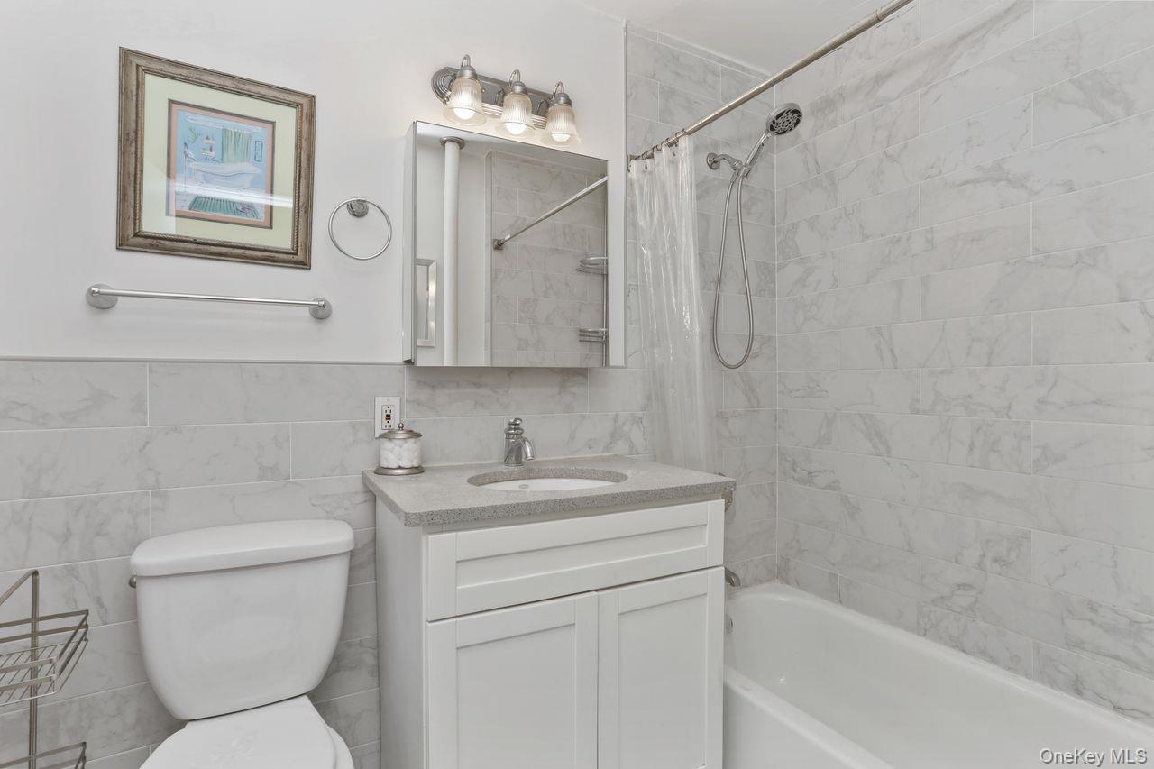 604 Tompkins # 10-C, Mamaroneck, NY 10543