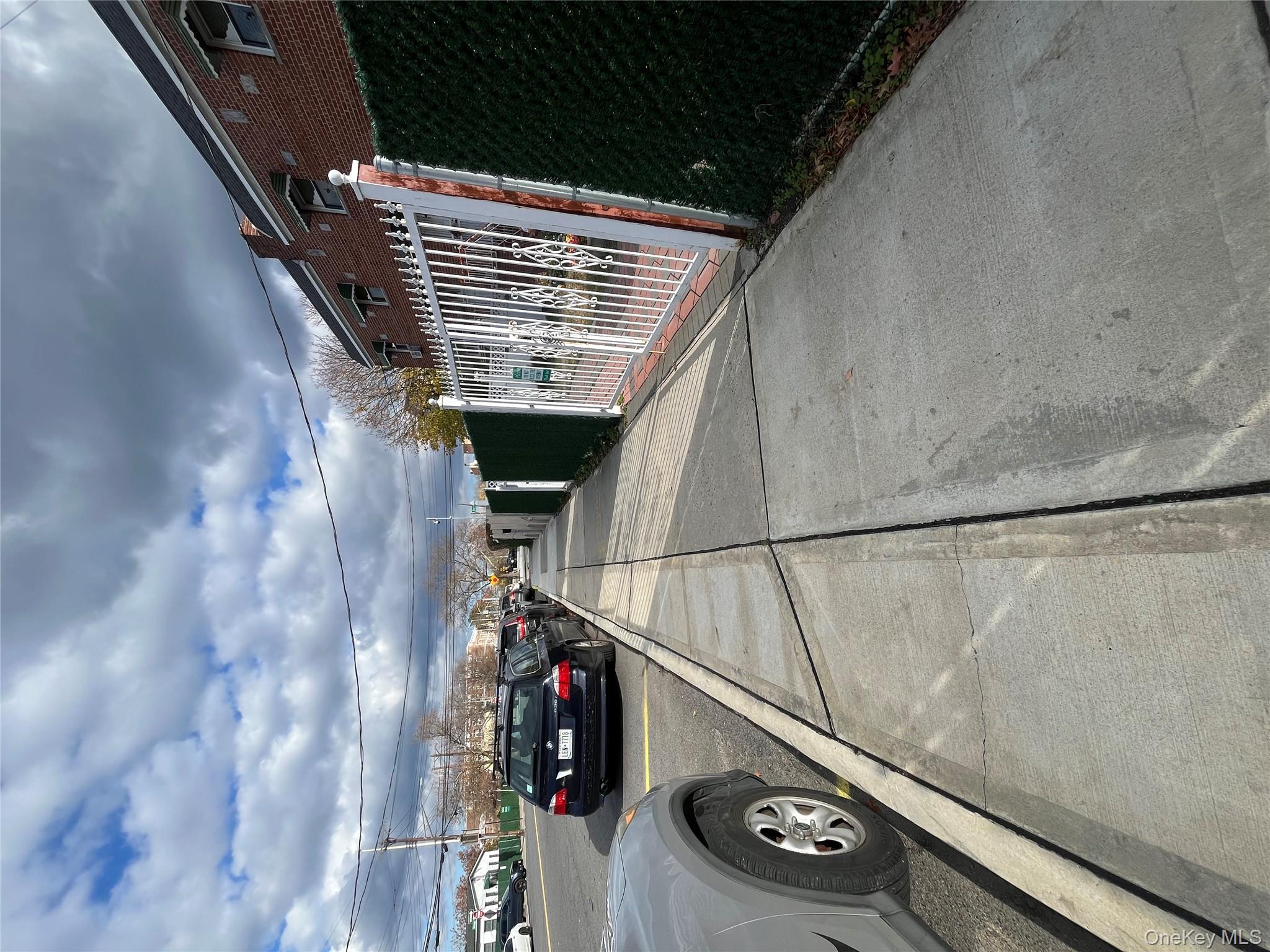 2866 Dewey Avenue, Bronx, NY 10465