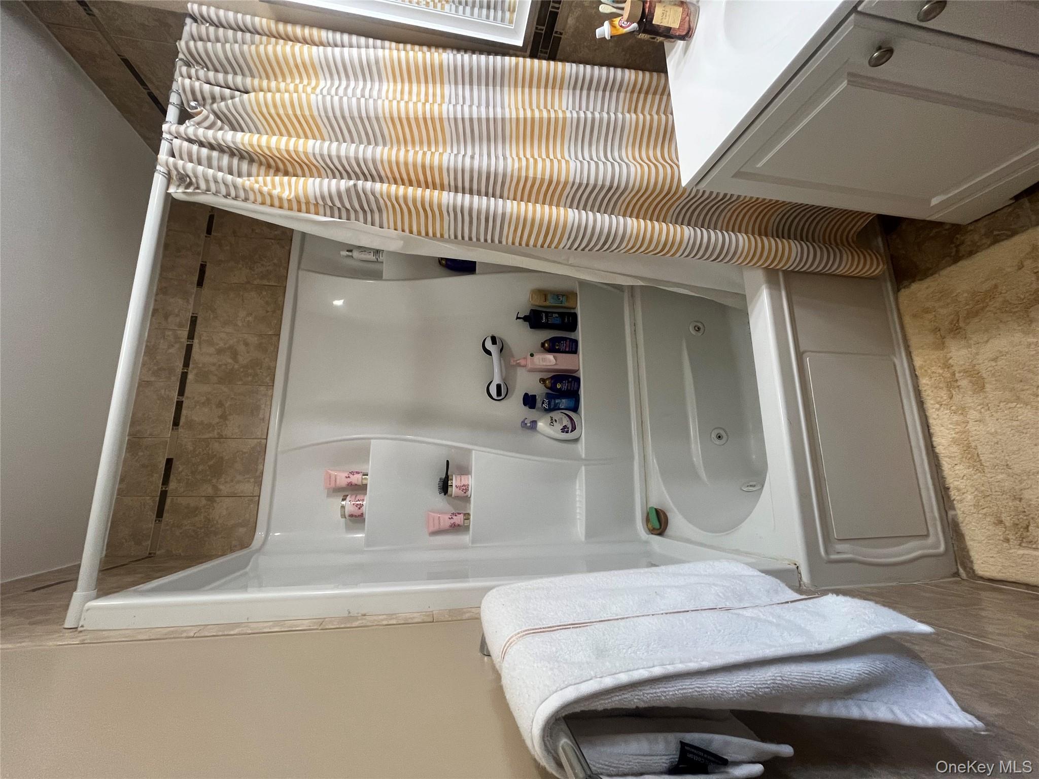 2866 Dewey Avenue, Bronx, NY 10465