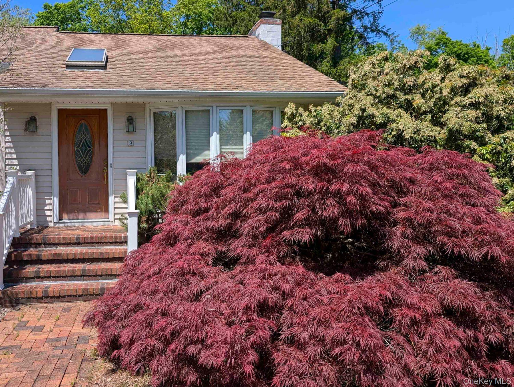 9 McAllister Drive, Pleasant Valley, NY 12569