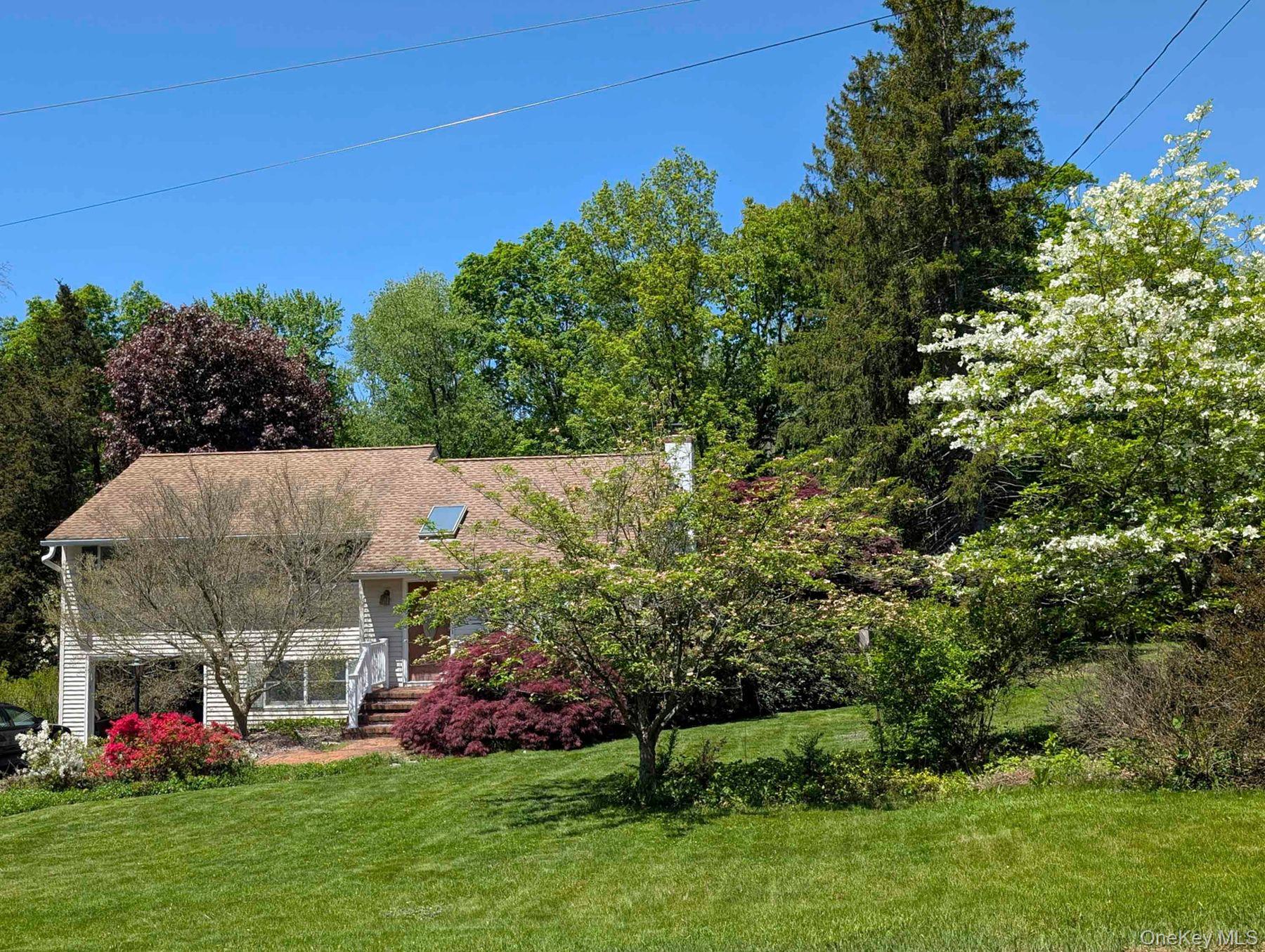 9 McAllister Drive, Pleasant Valley, NY 12569