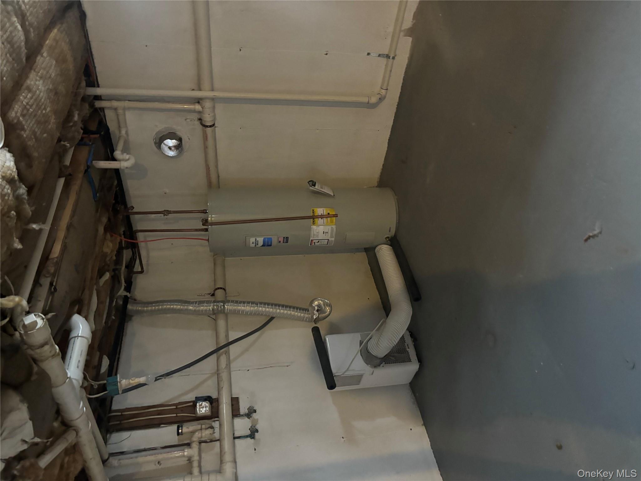 409 Bay Avenue, Patchogue, NY 11772