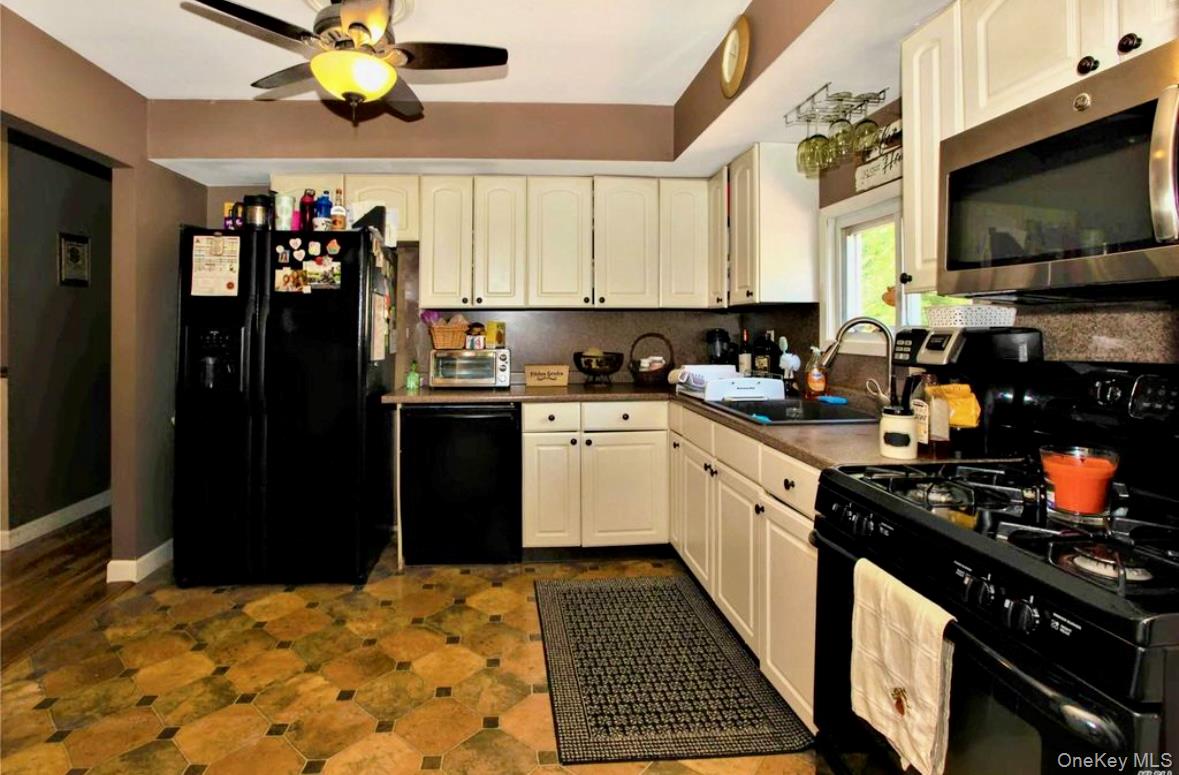 465 Wellwood Drive, Shirley, NY 11967