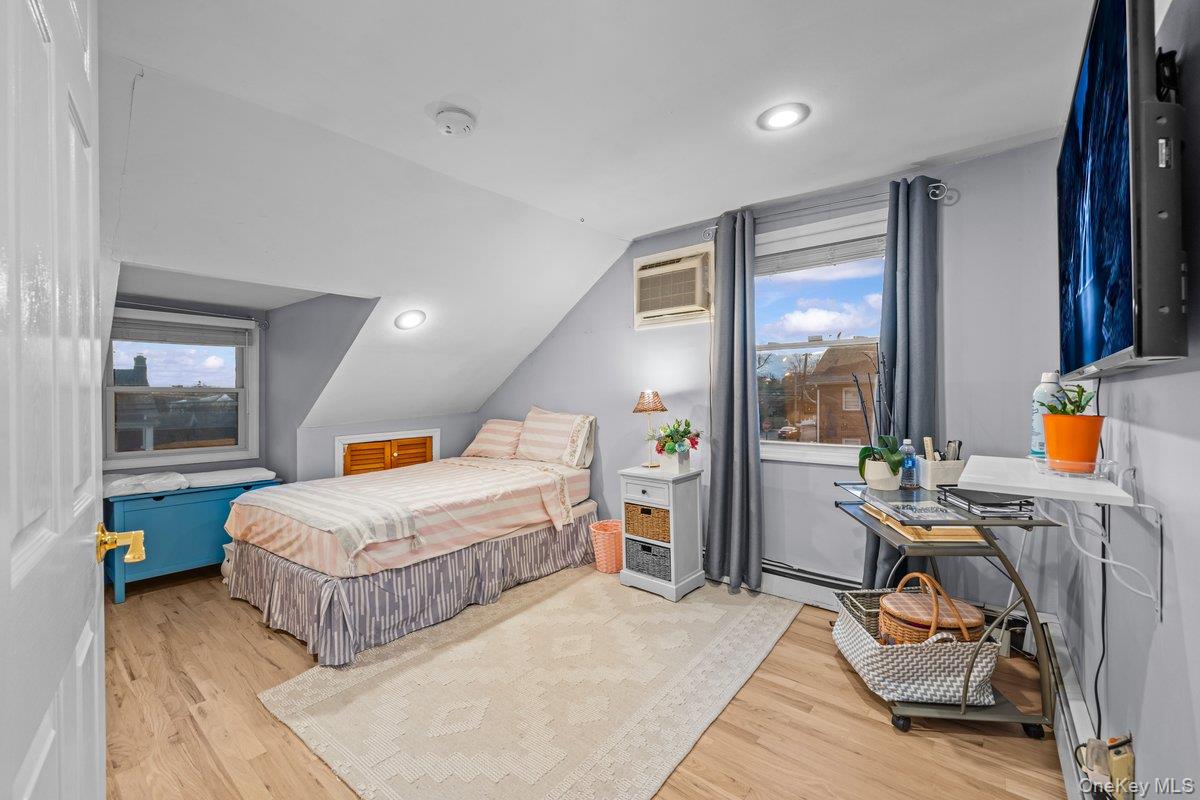 26 W 11th Street, Huntington Station, NY 11746