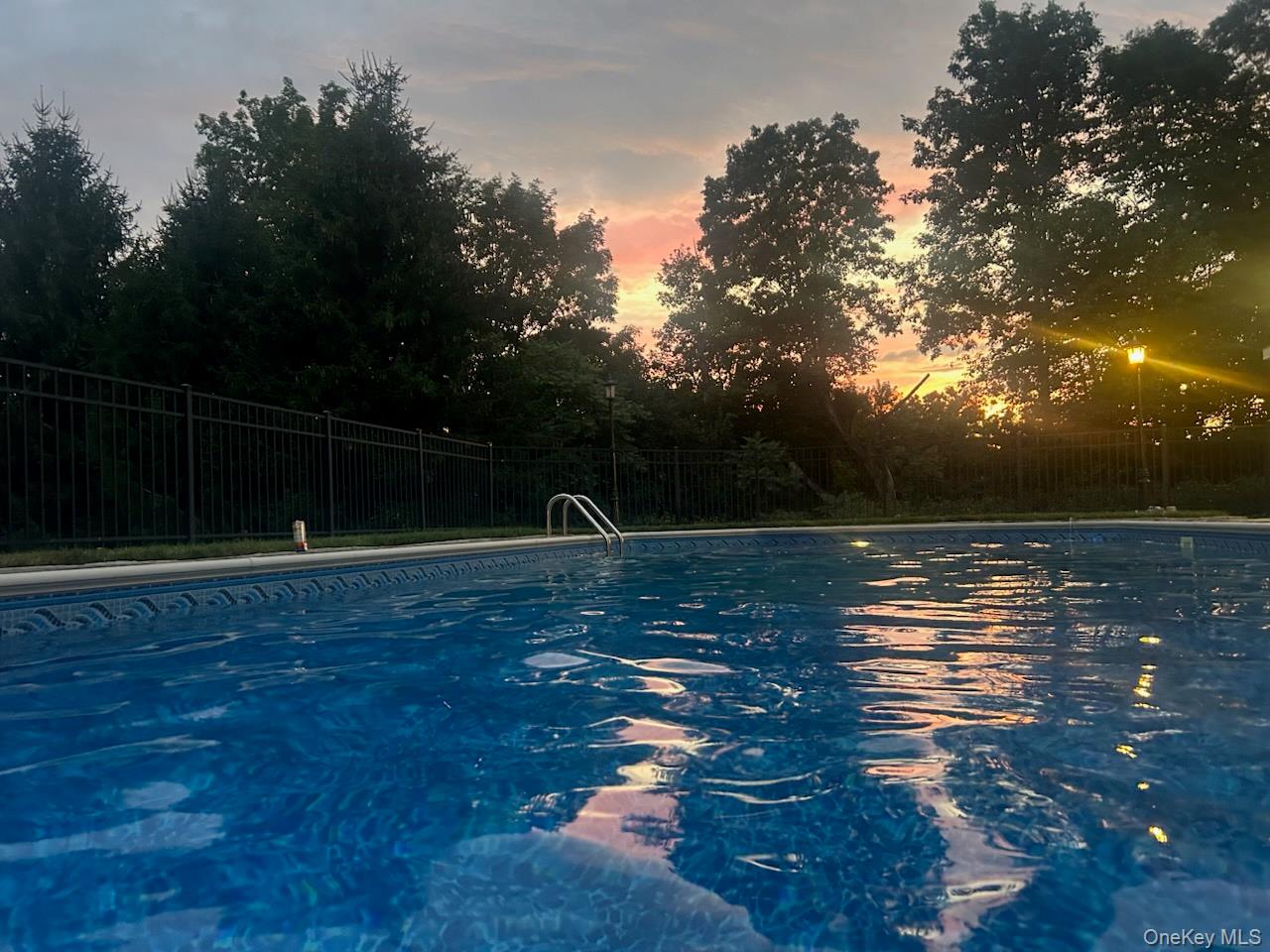 1 Fox Road, Florida, NY 10921