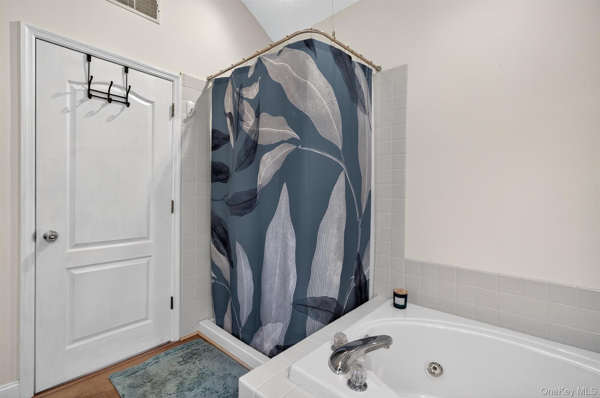 1 Fox Road, Florida, NY 10921