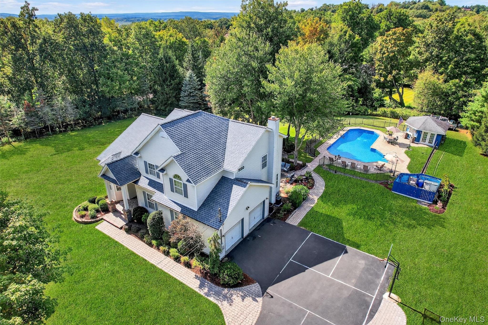 1 Fox Road, Florida, NY 10921