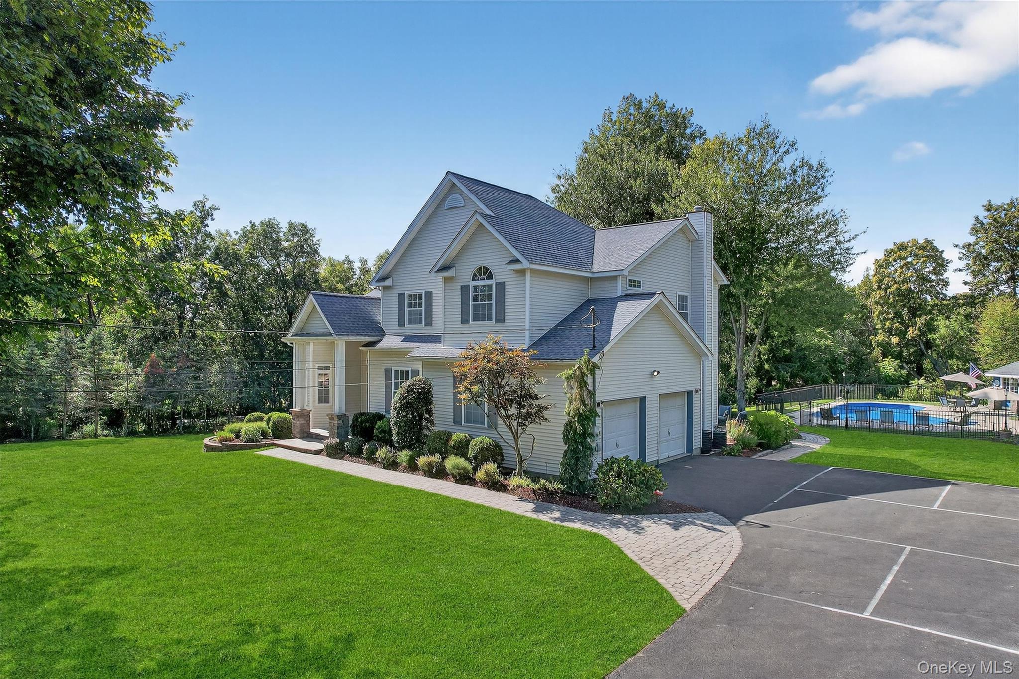 1 Fox Road, Florida, NY 10921