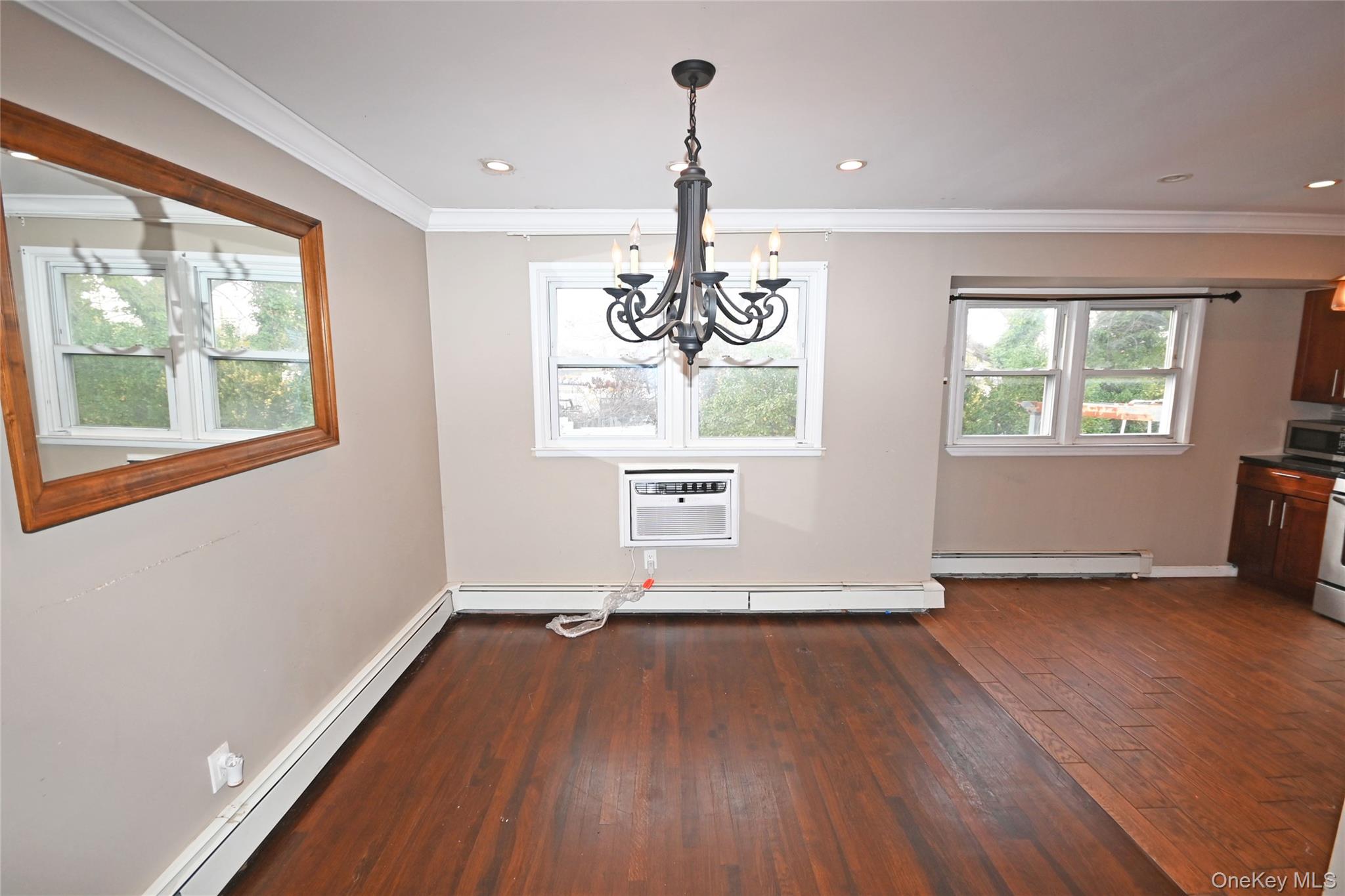 89 Osborne Road, West Hempstead, NY 11552