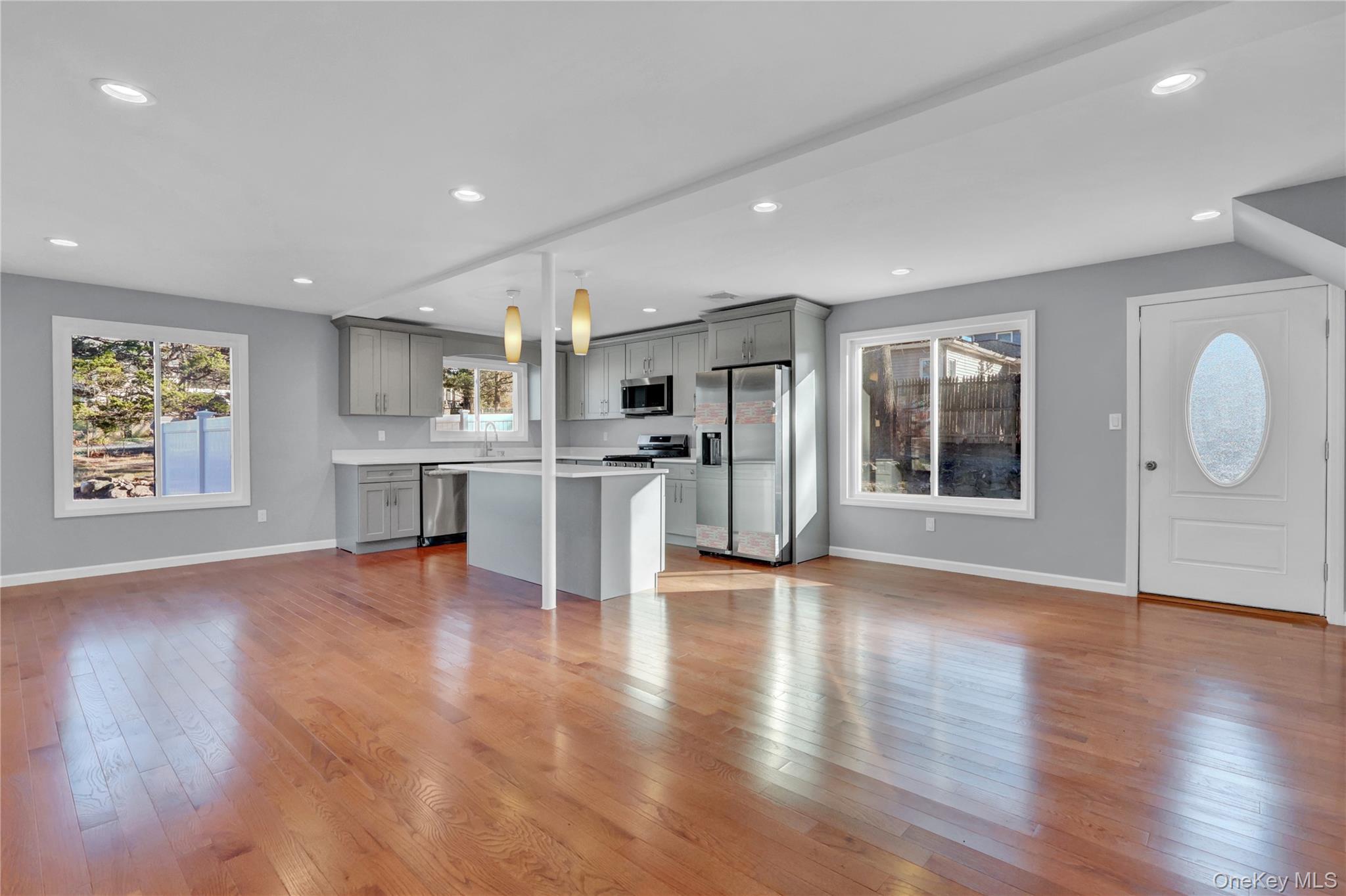 6 Renee Court, Centereach, NY 11720