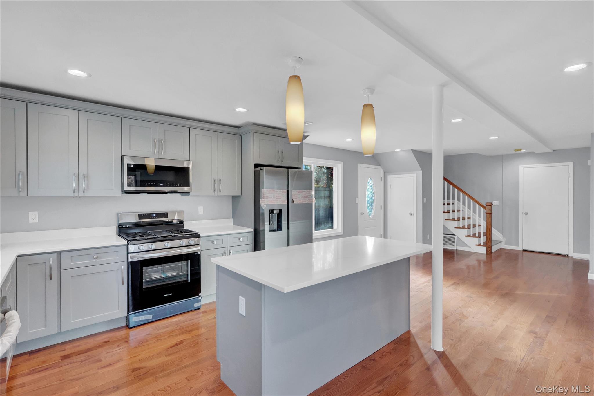 6 Renee Court, Centereach, NY 11720