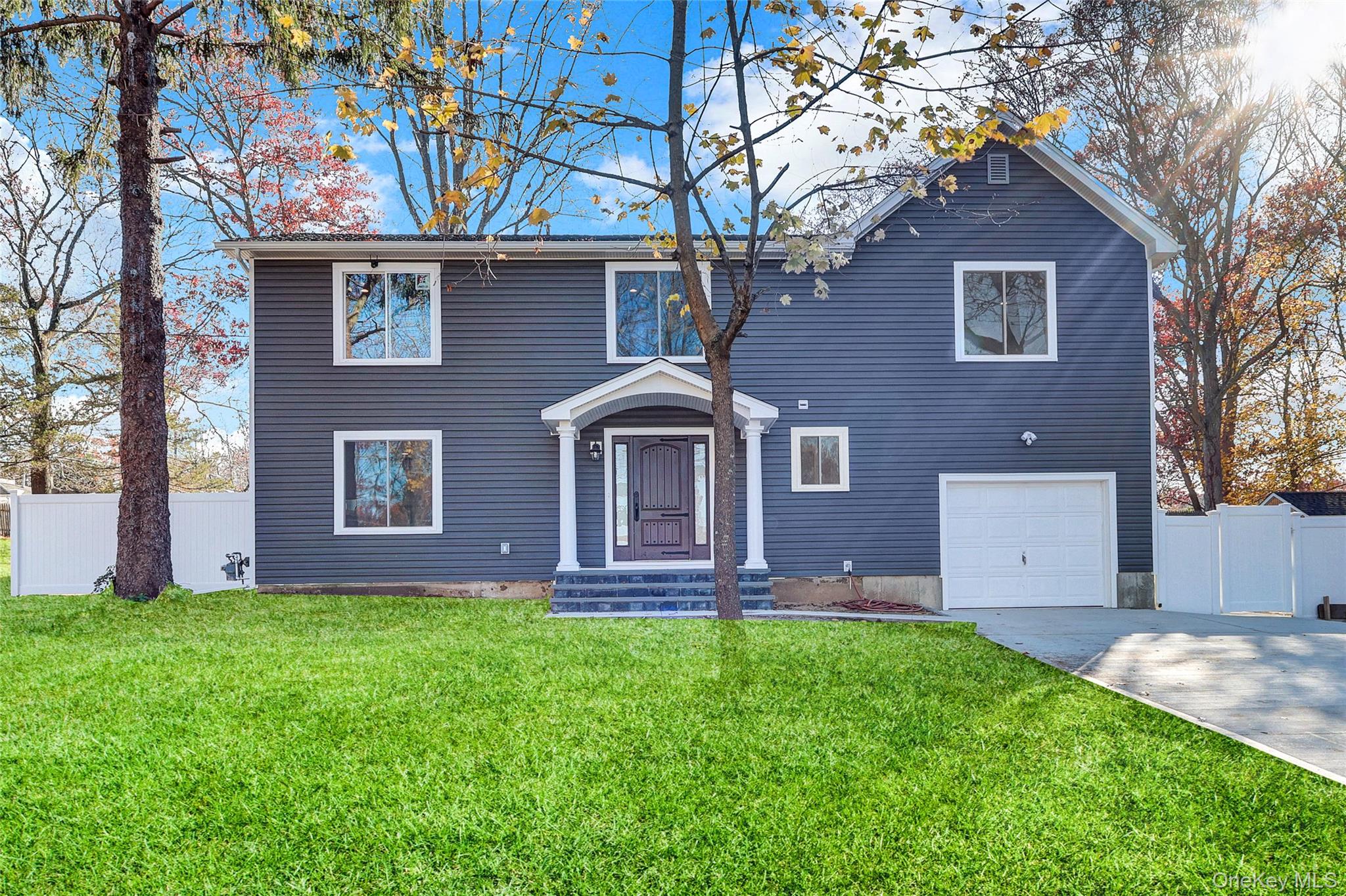 6 Renee Court, Centereach, NY 11720