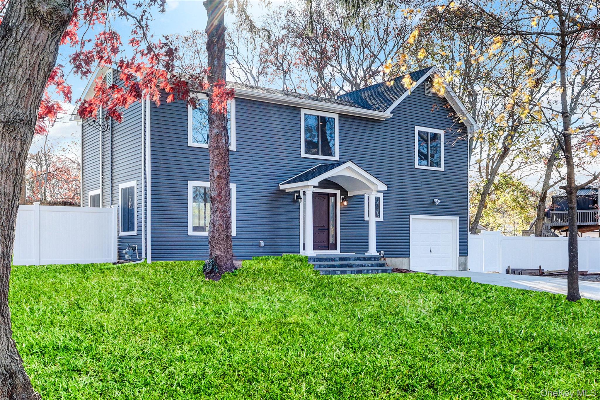 6 Renee Court, Centereach, NY 11720