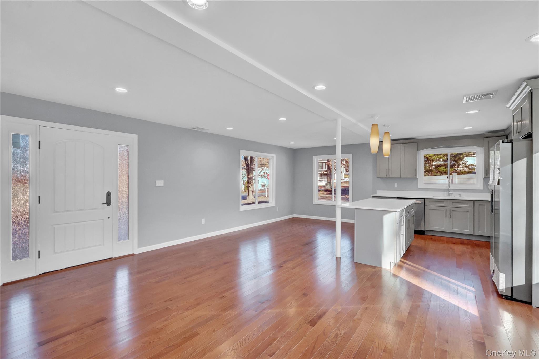 6 Renee Court, Centereach, NY 11720