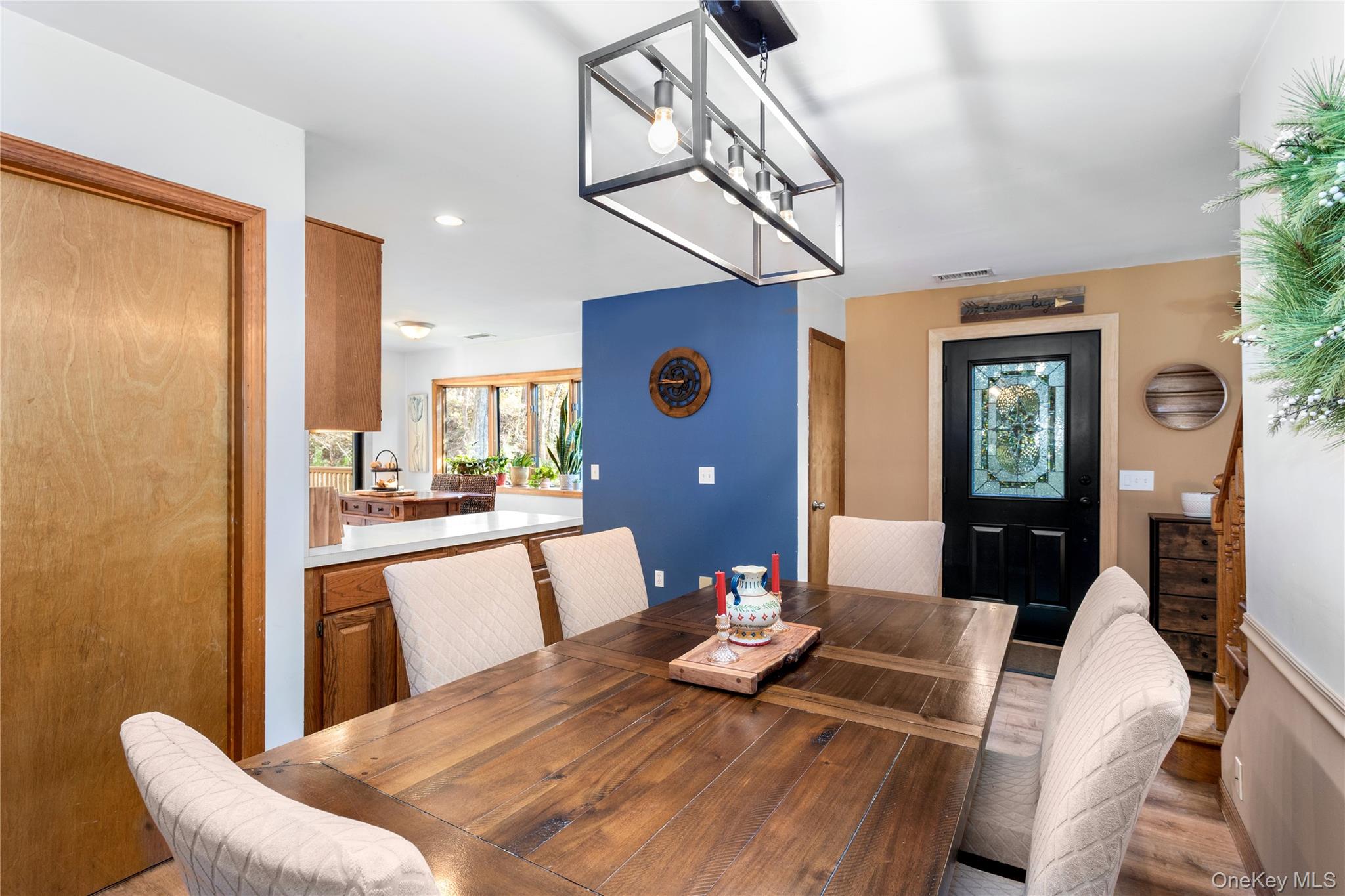 8 Hill Drive, Riverhead, NY 11901