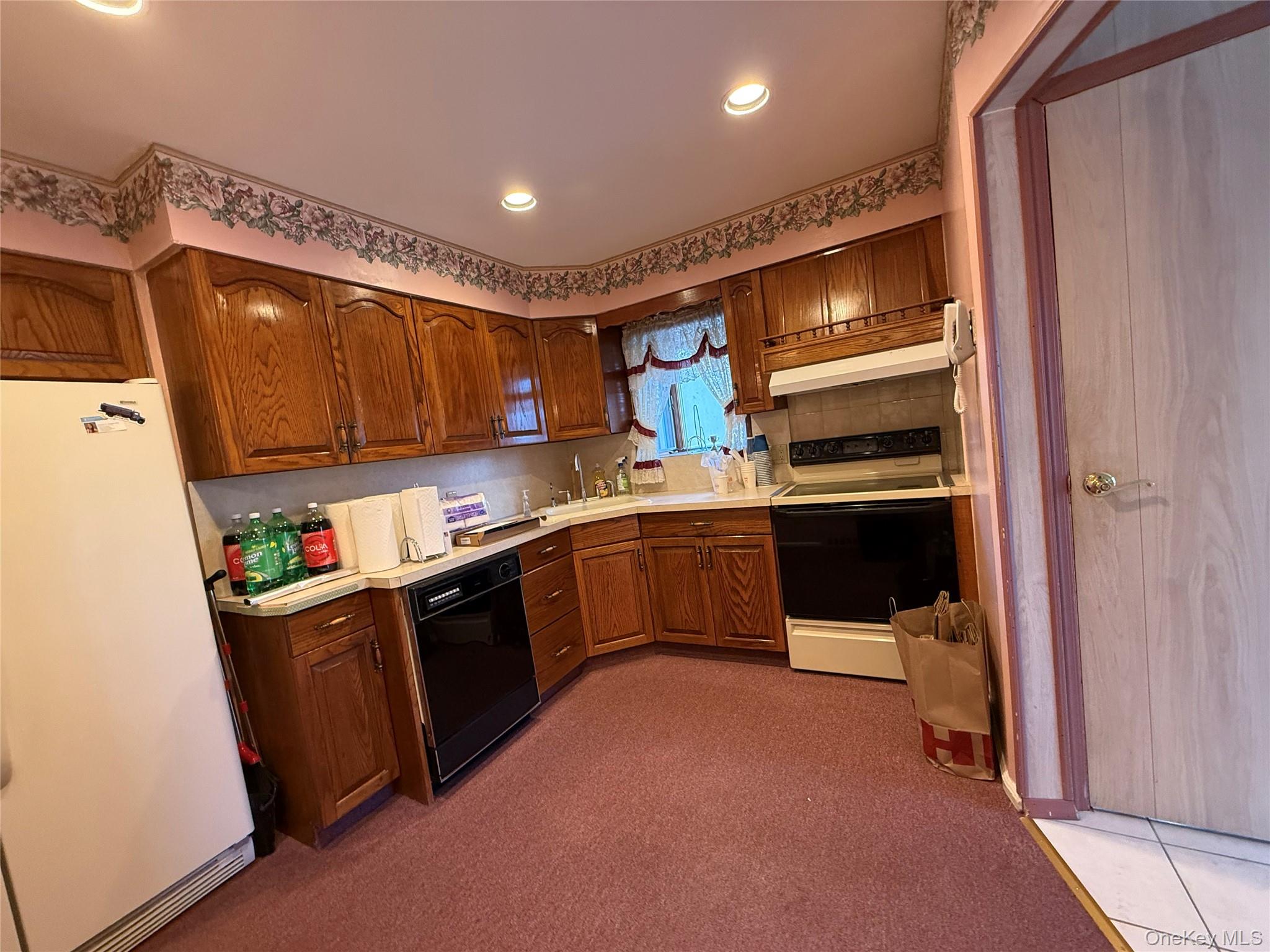 32 Liszt Street # A, Hicksville, NY 11801