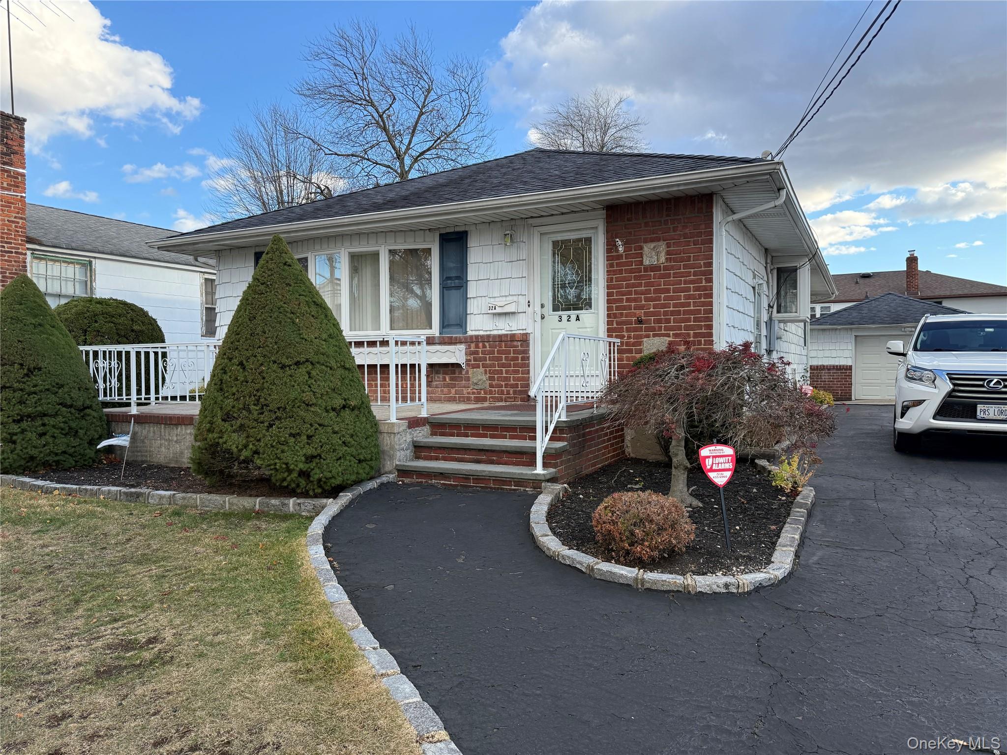 32 Liszt Street # A, Hicksville, NY 11801