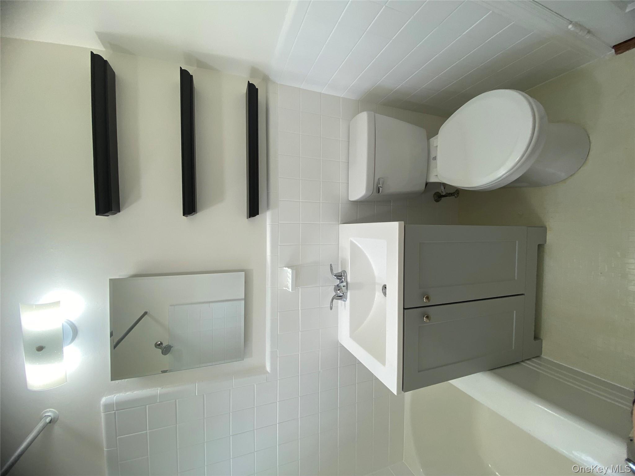 2 George Street # A, Glen Cove, NY 11542