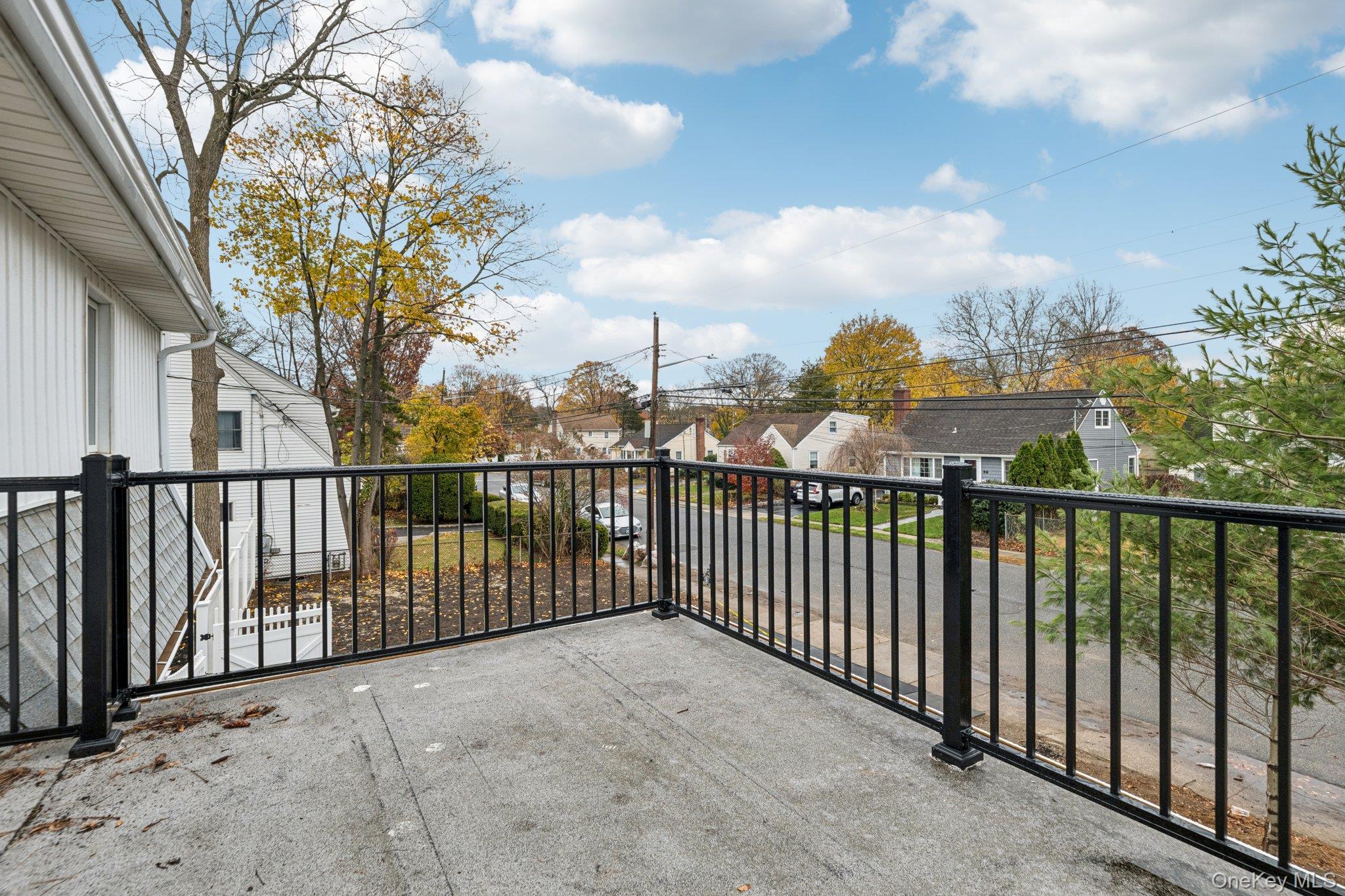 41 leyden Street, Huntington Station, NY 11746