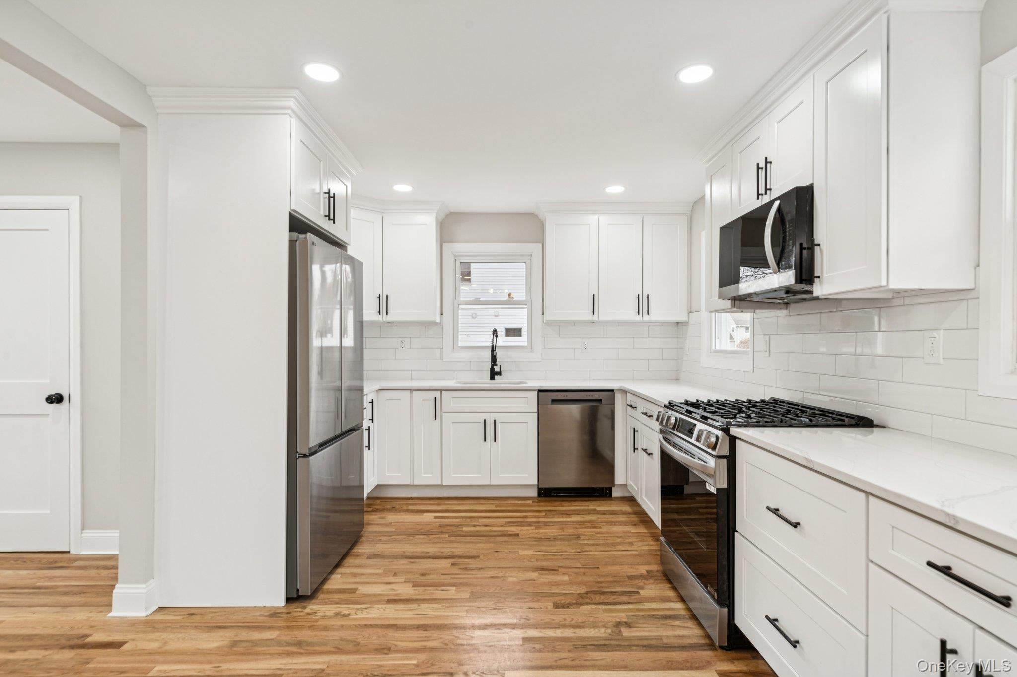 41 leyden Street, Huntington Station, NY 11746