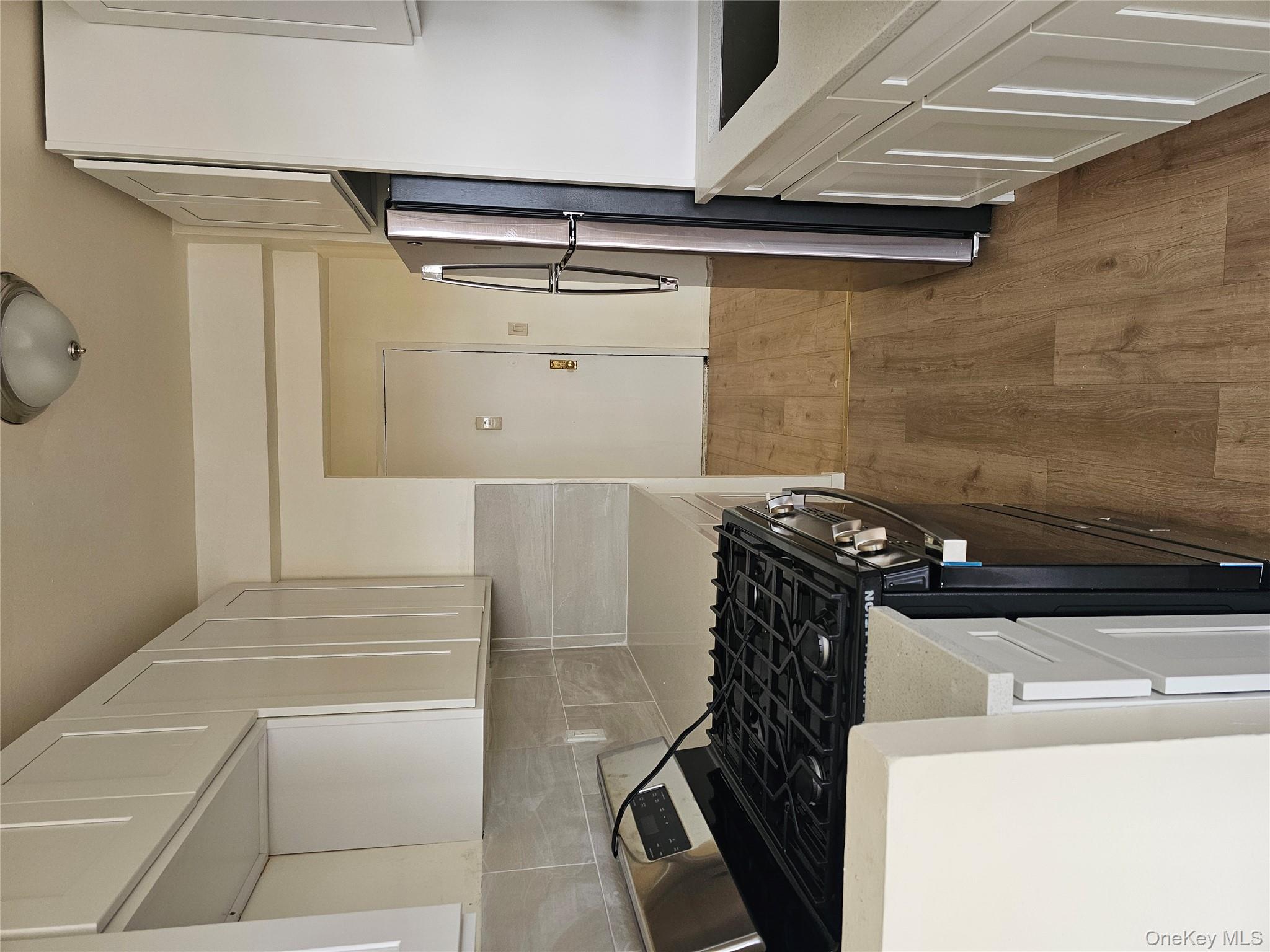 20 Wendell Street, Hempstead, NY 11550