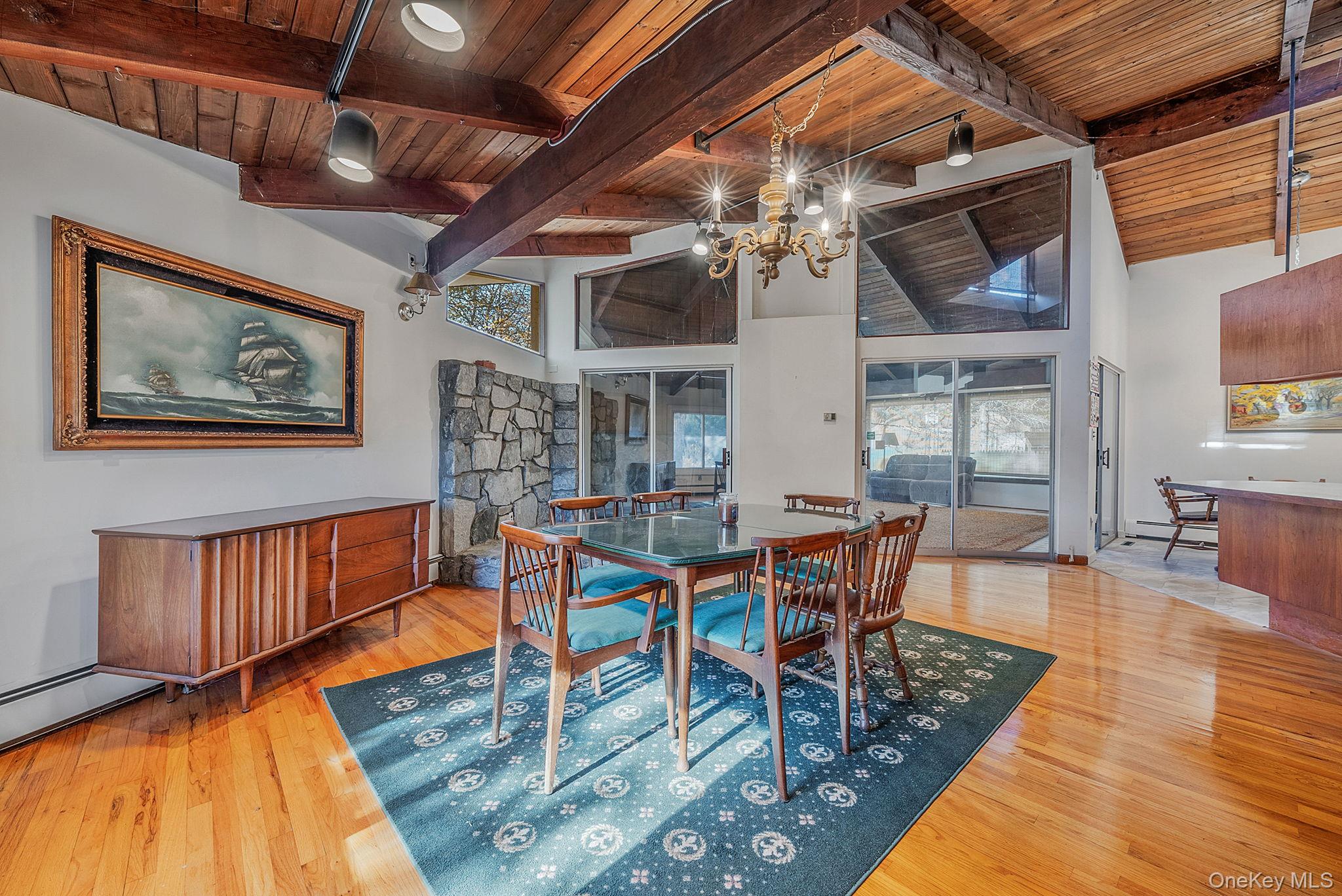 10 Sylvan Lane, Miller Place, NY 11764