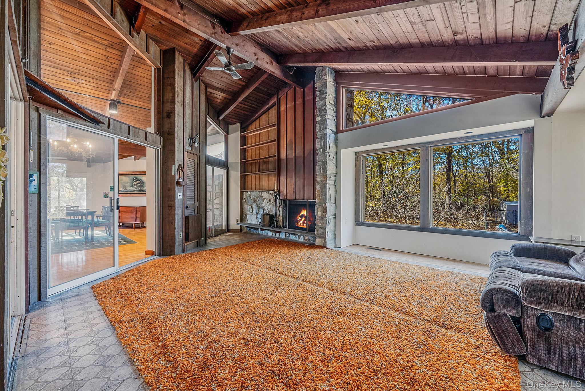 10 Sylvan Lane, Miller Place, NY 11764