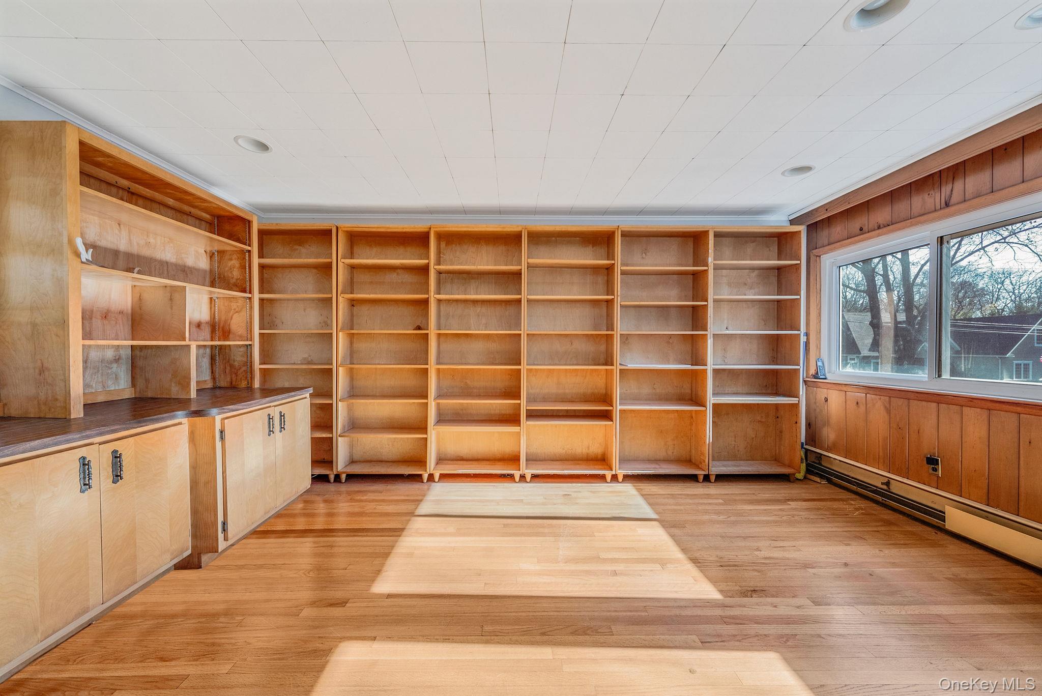 10 Sylvan Lane, Miller Place, NY 11764