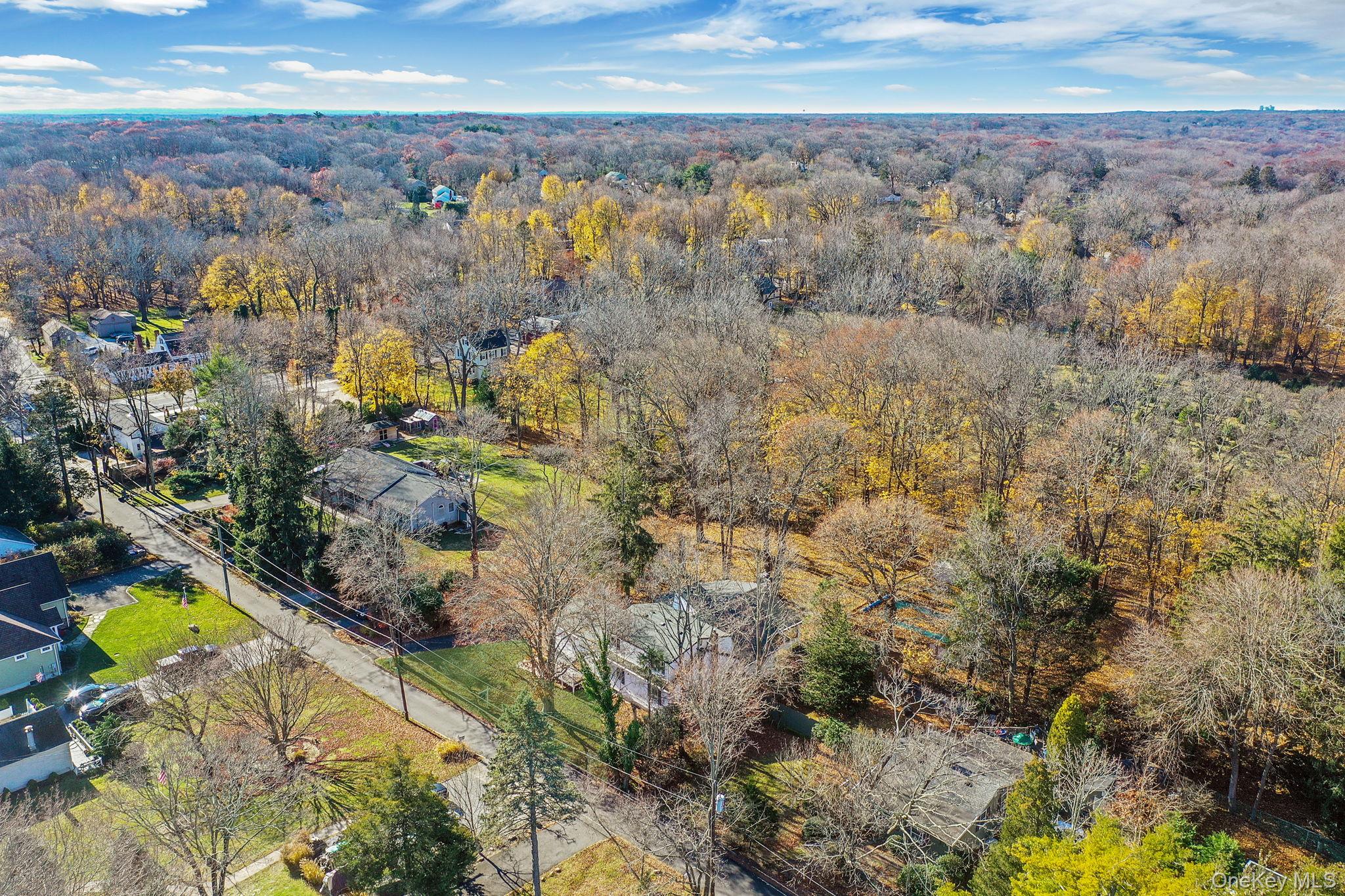 10 Sylvan Lane, Miller Place, NY 11764