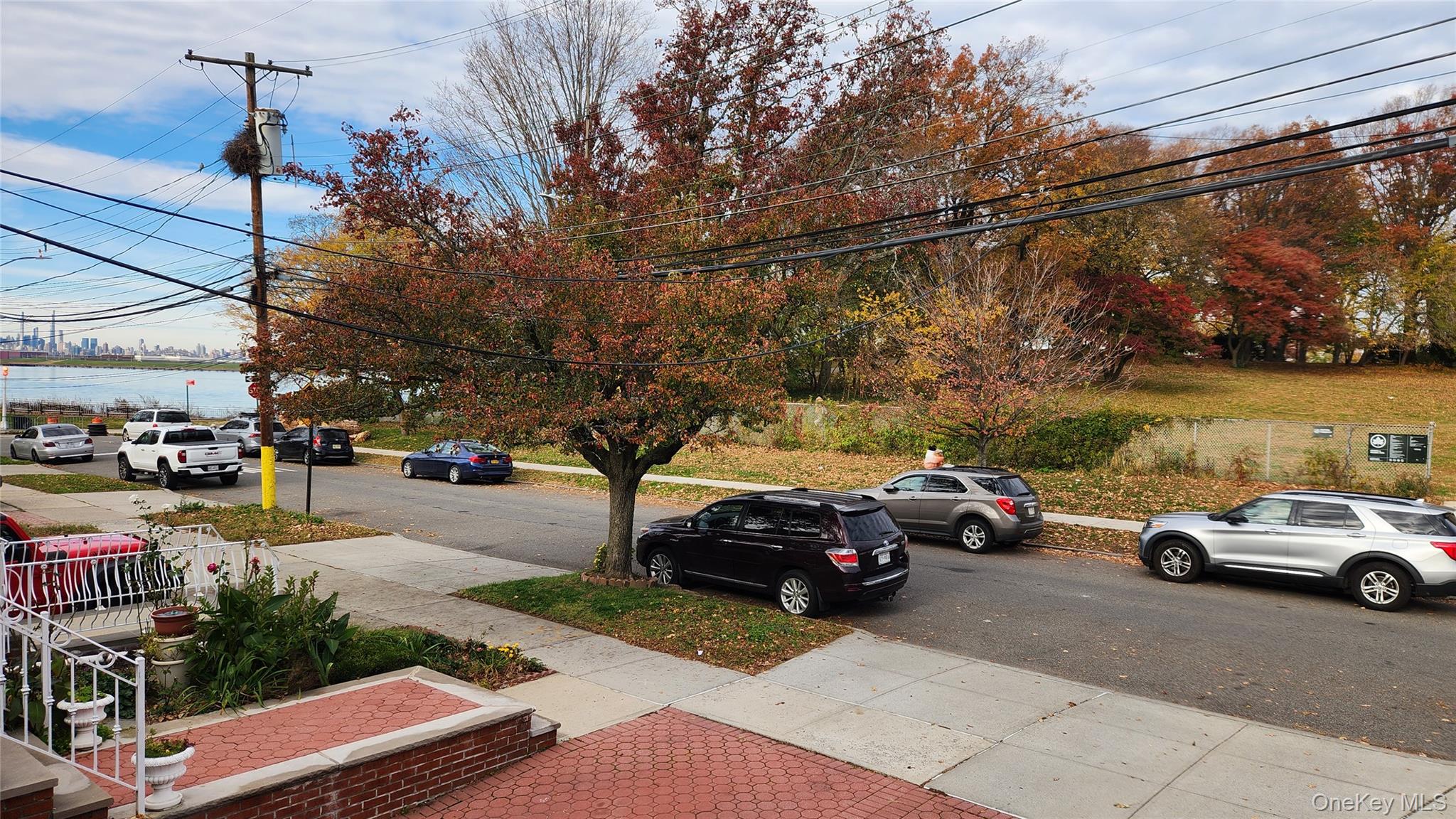 11516 Poppenhusen Avenue, College Point, NY 11356