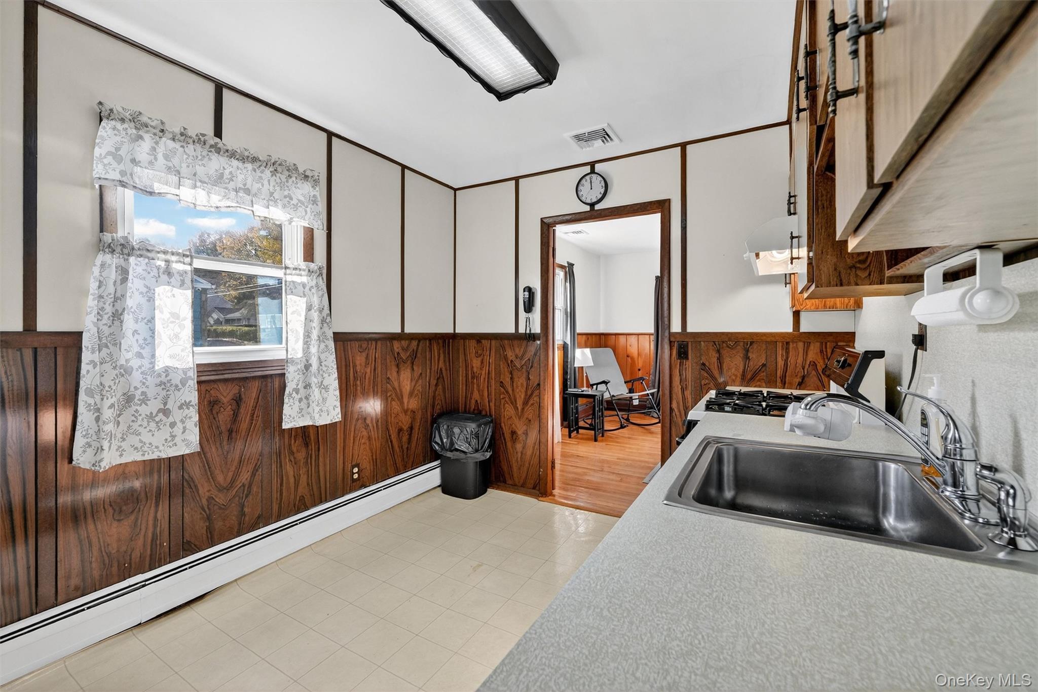 30 N Lexow Avenue, Nanuet, NY 10954