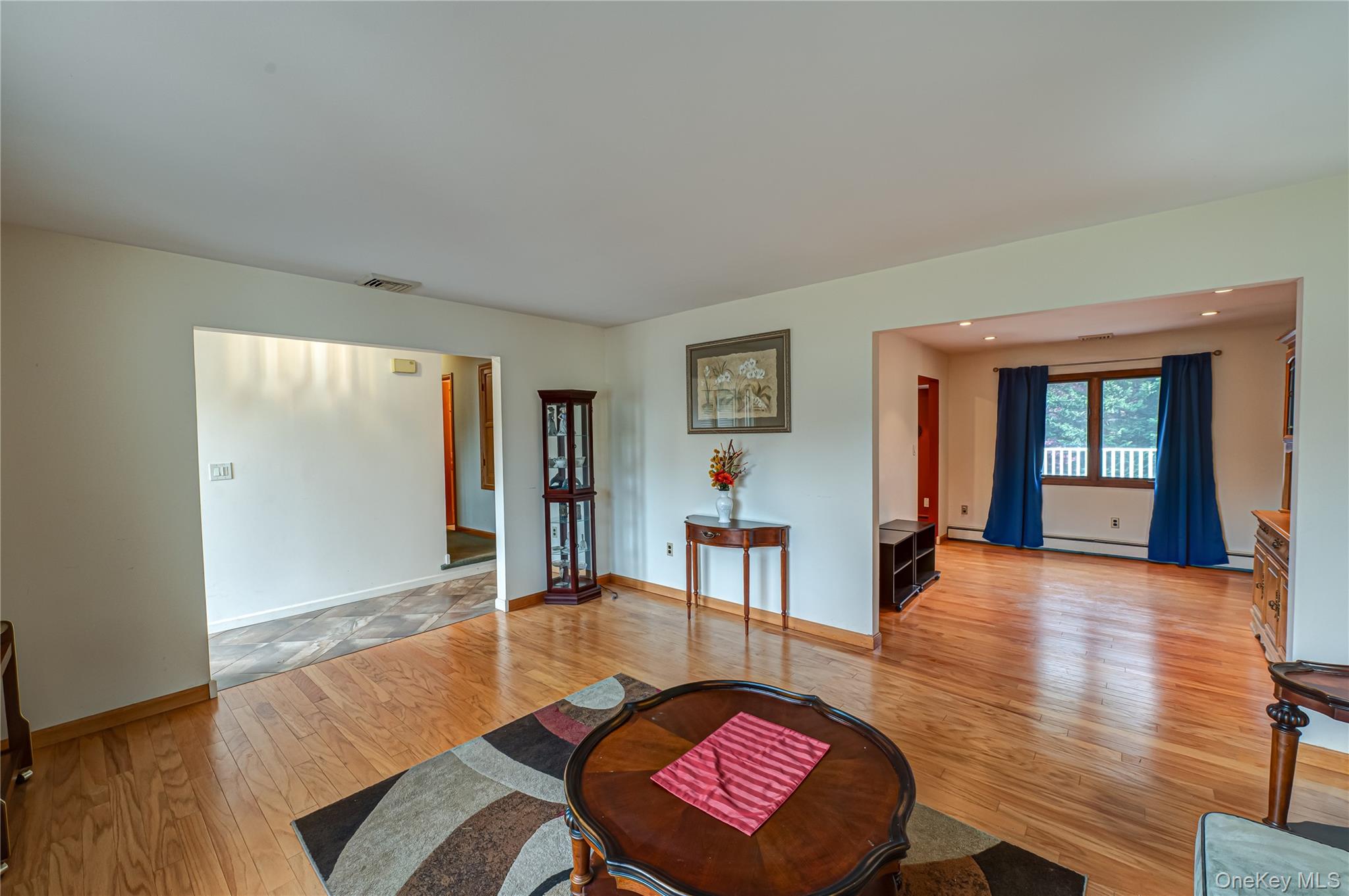 4 Debra Drive, Nesconset, NY 11767