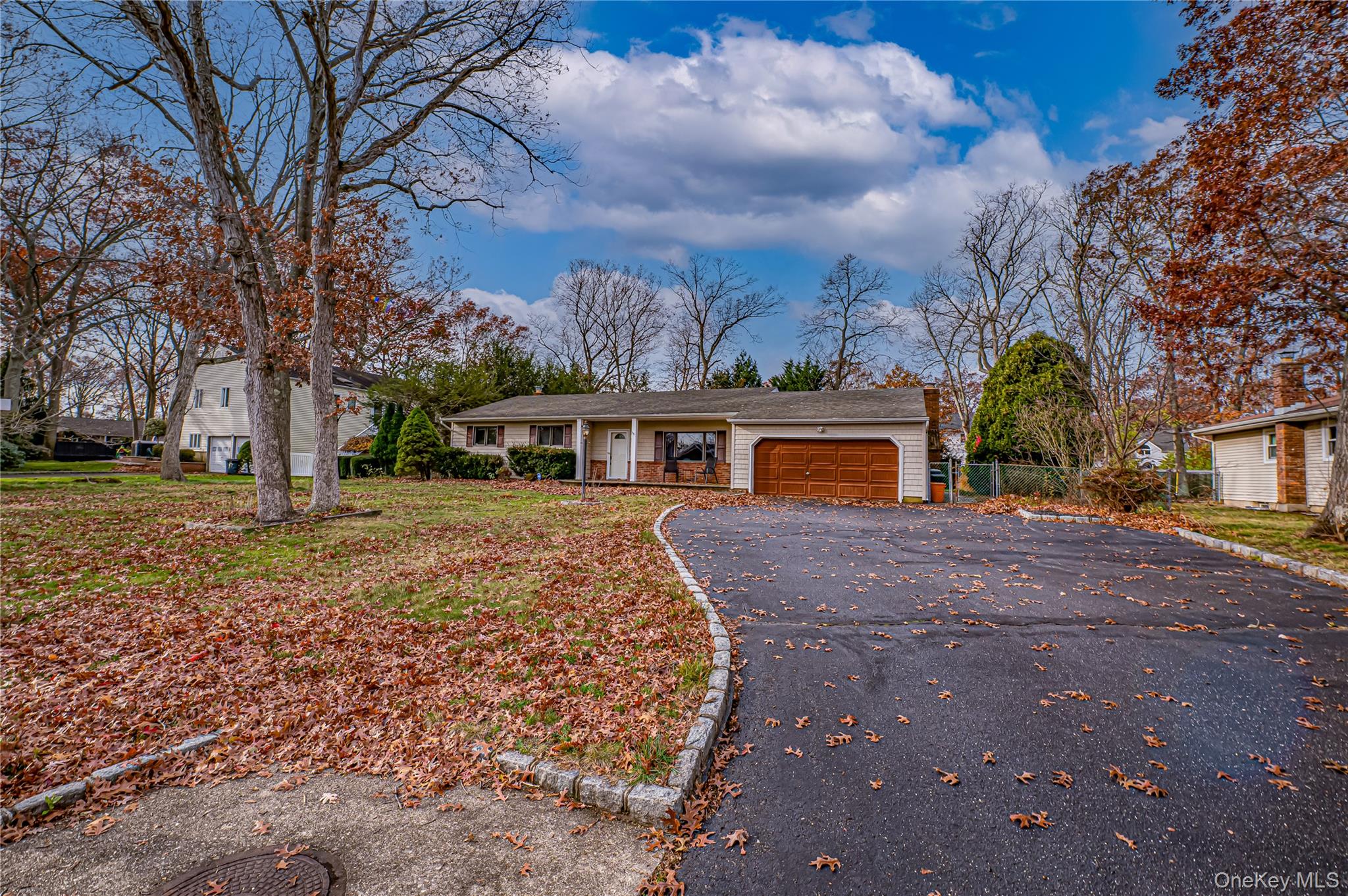 4 Debra Drive, Nesconset, NY 11767