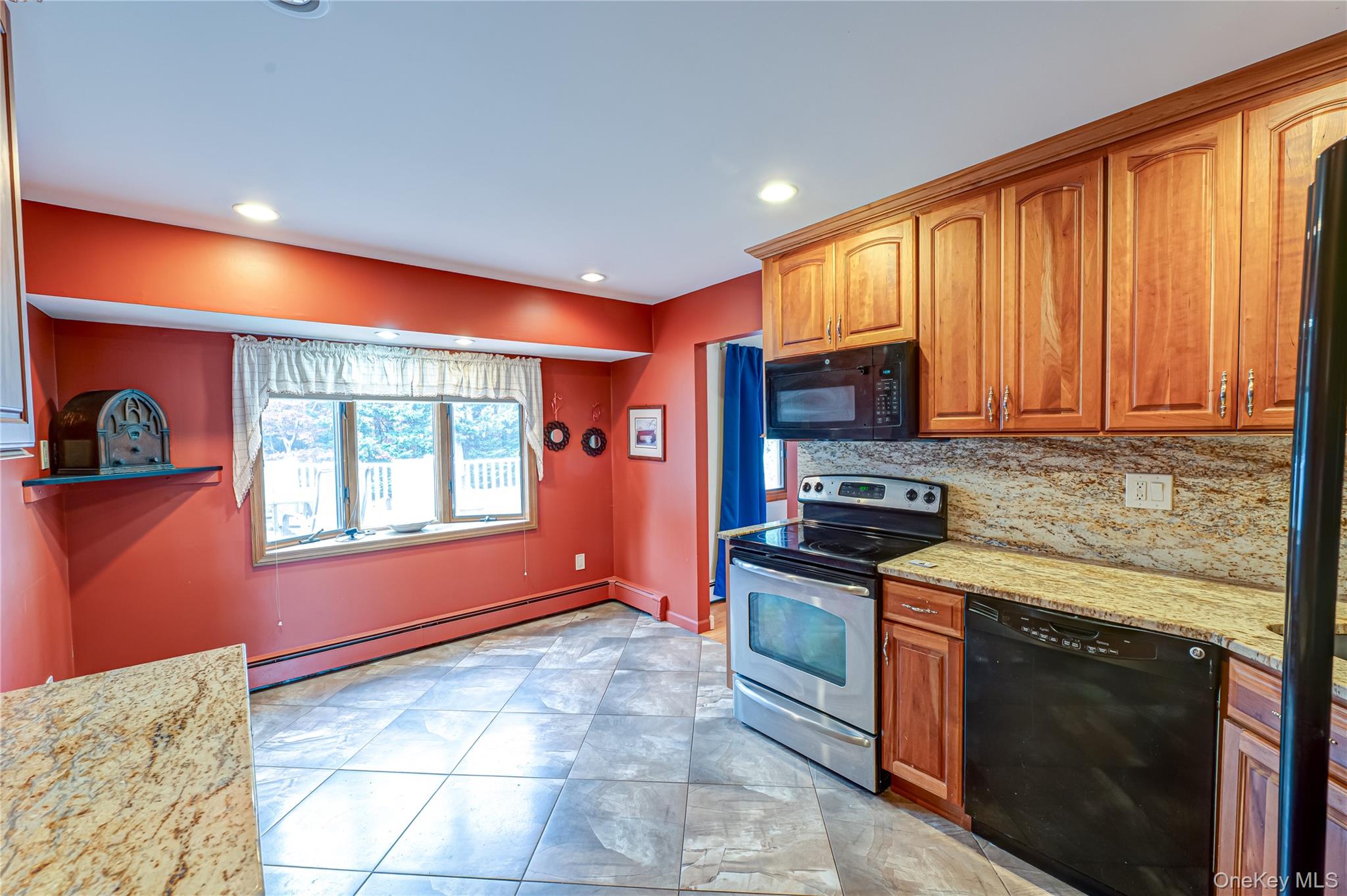 4 Debra Drive, Nesconset, NY 11767