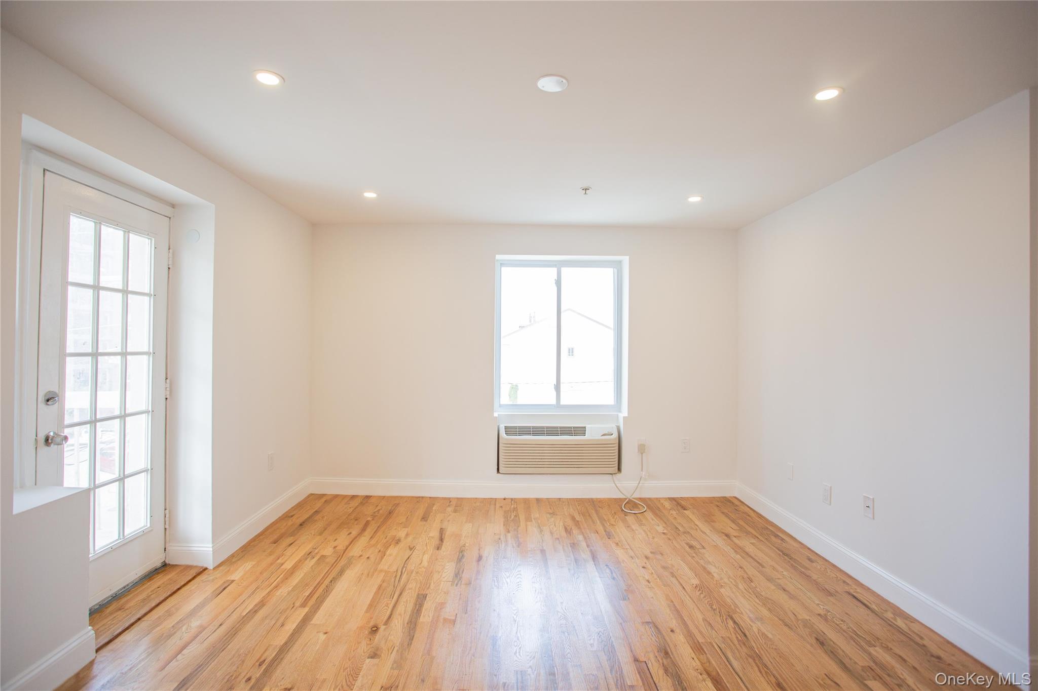 20 Franklin Boulevard # 211, Long Beach, NY 11561