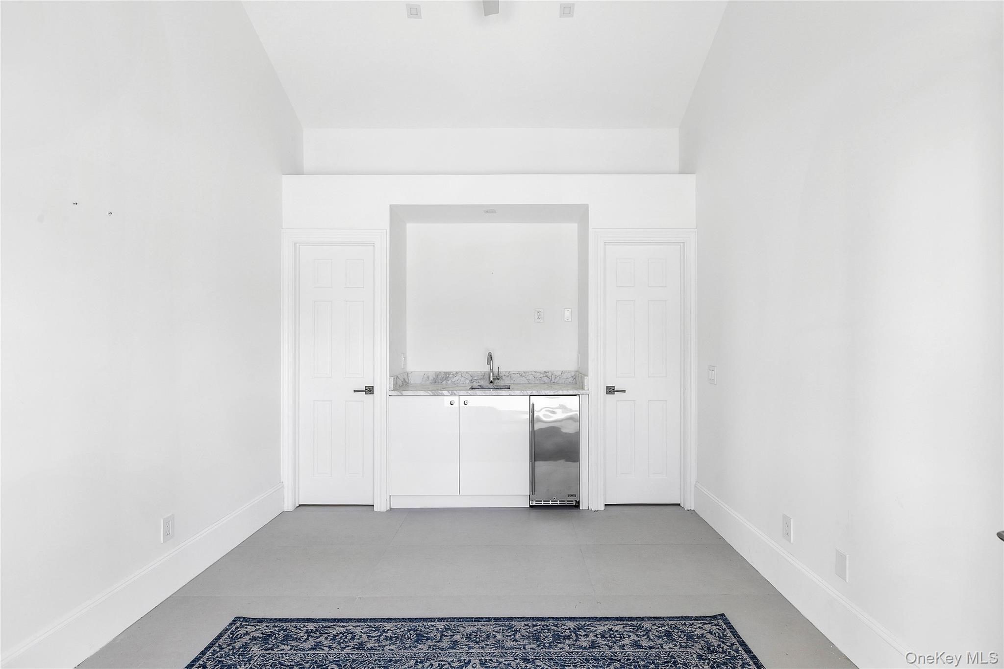 344 Great Plains Road, Southampton, NY 11968