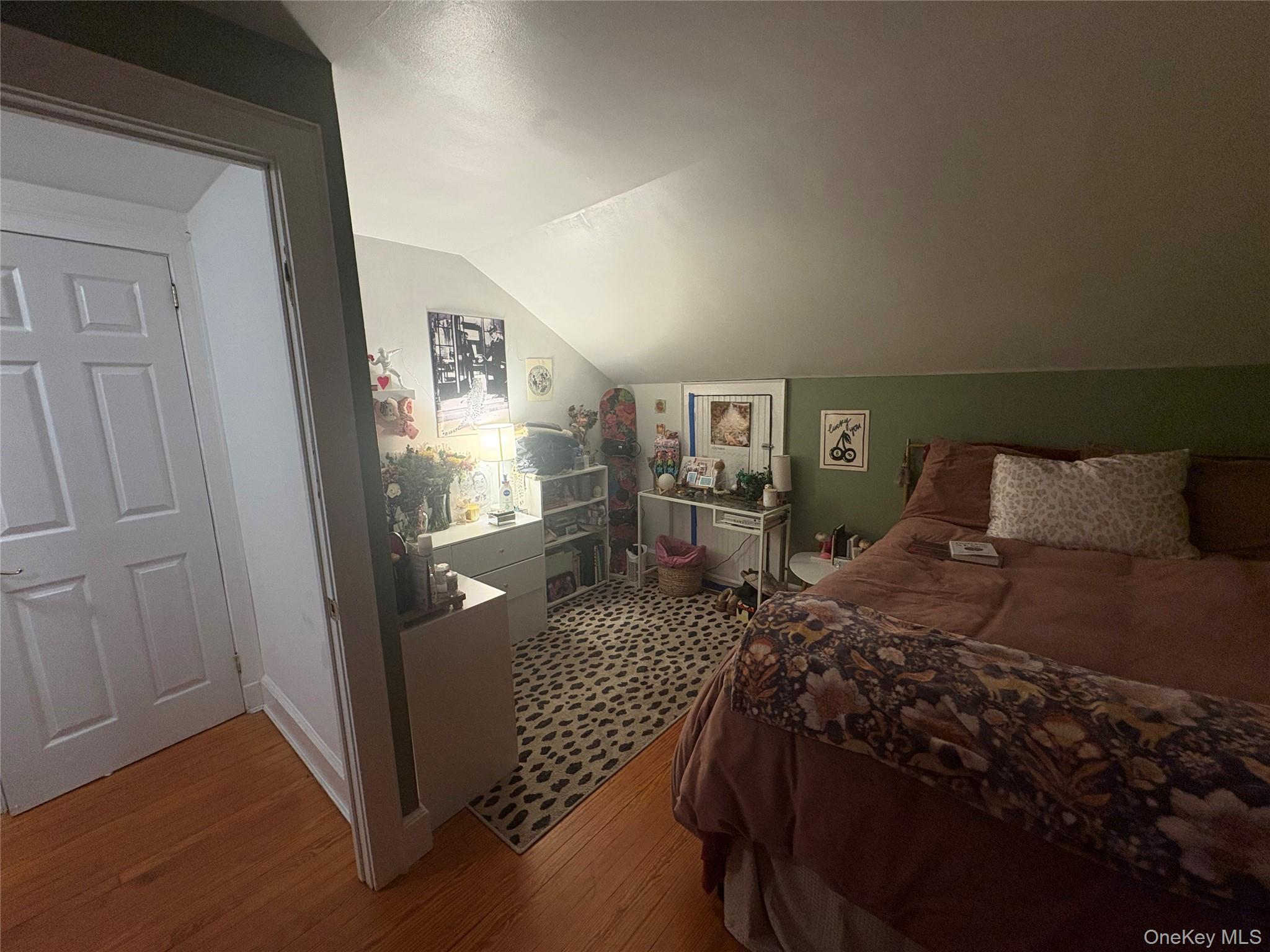 45 Central Parkway, Huntington, NY 11743