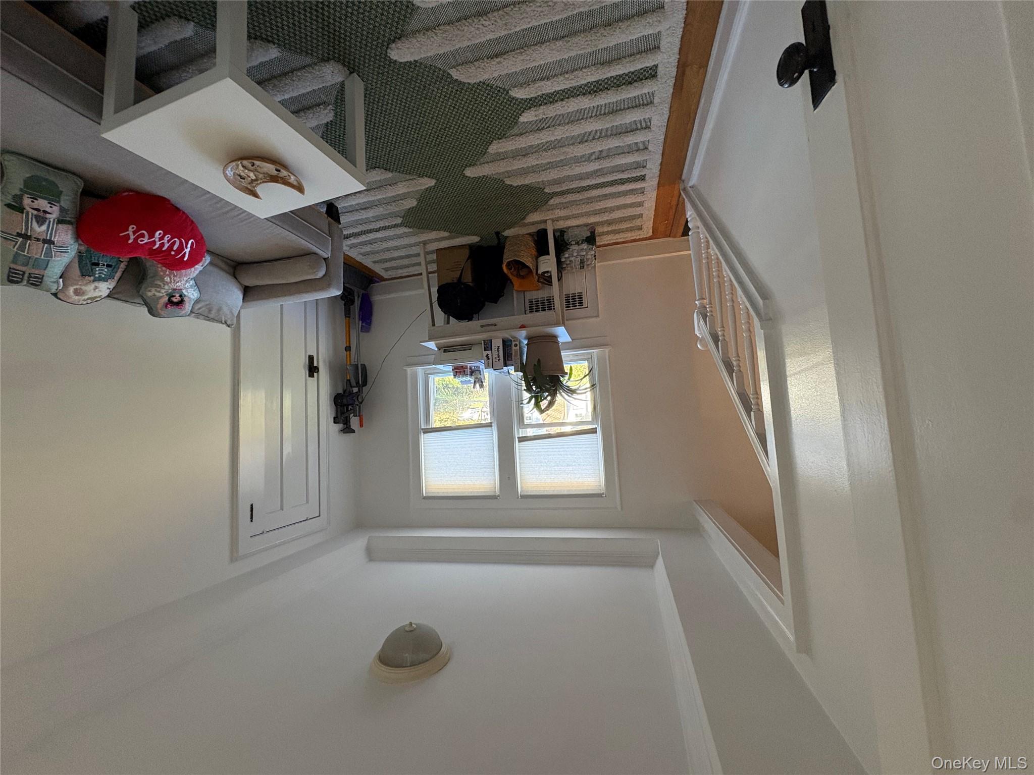 45 Central Parkway, Huntington, NY 11743