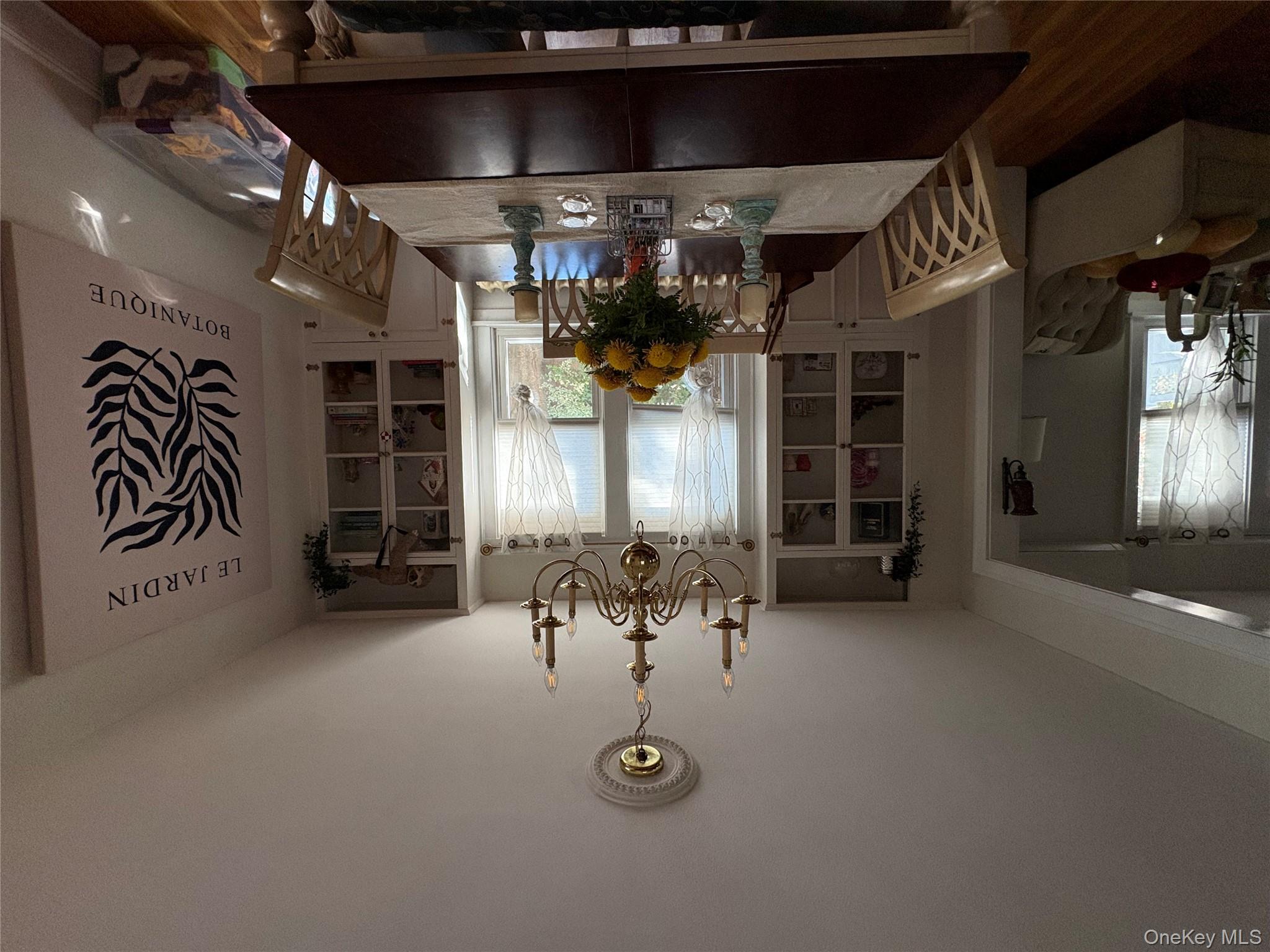 45 Central Parkway, Huntington, NY 11743