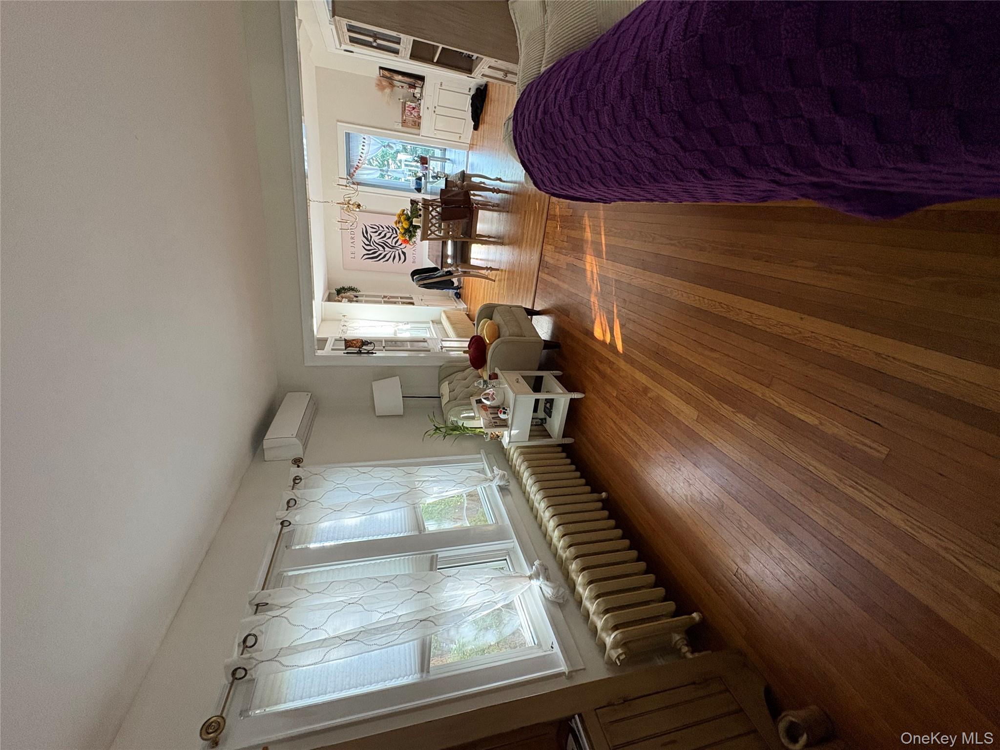 45 Central Parkway, Huntington, NY 11743