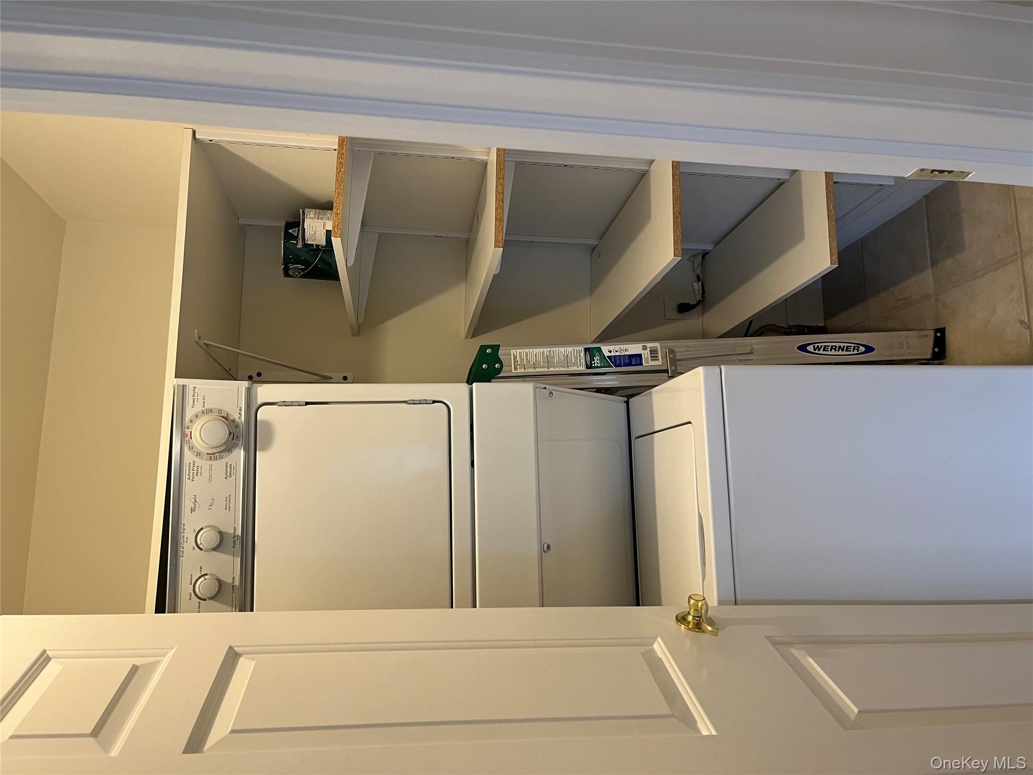 912 Altessa Boulevard, Melville, NY 11747