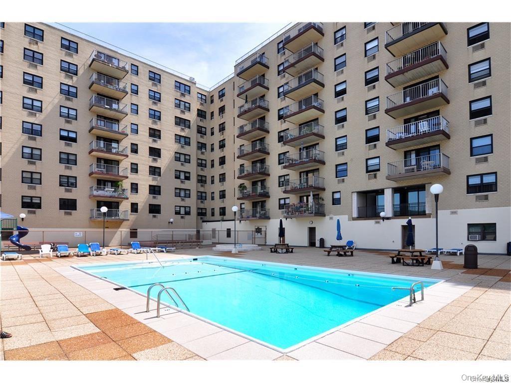 1085 Warburton Avenue # 121, Yonkers, NY 10701