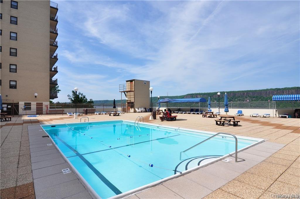 1085 Warburton Avenue # 121, Yonkers, NY 10701