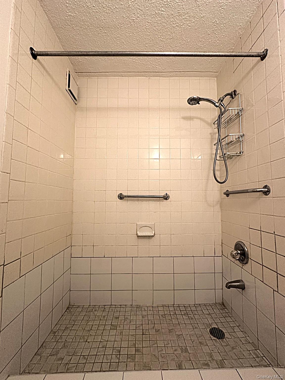 1085 Warburton Avenue # 121, Yonkers, NY 10701