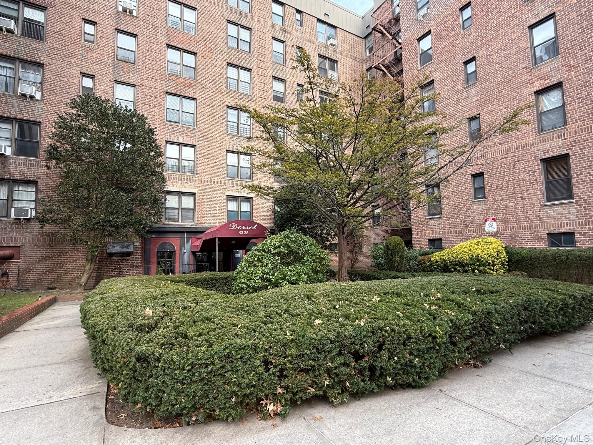 83-25 98 Street # 3B, Woodhaven, NY 11421