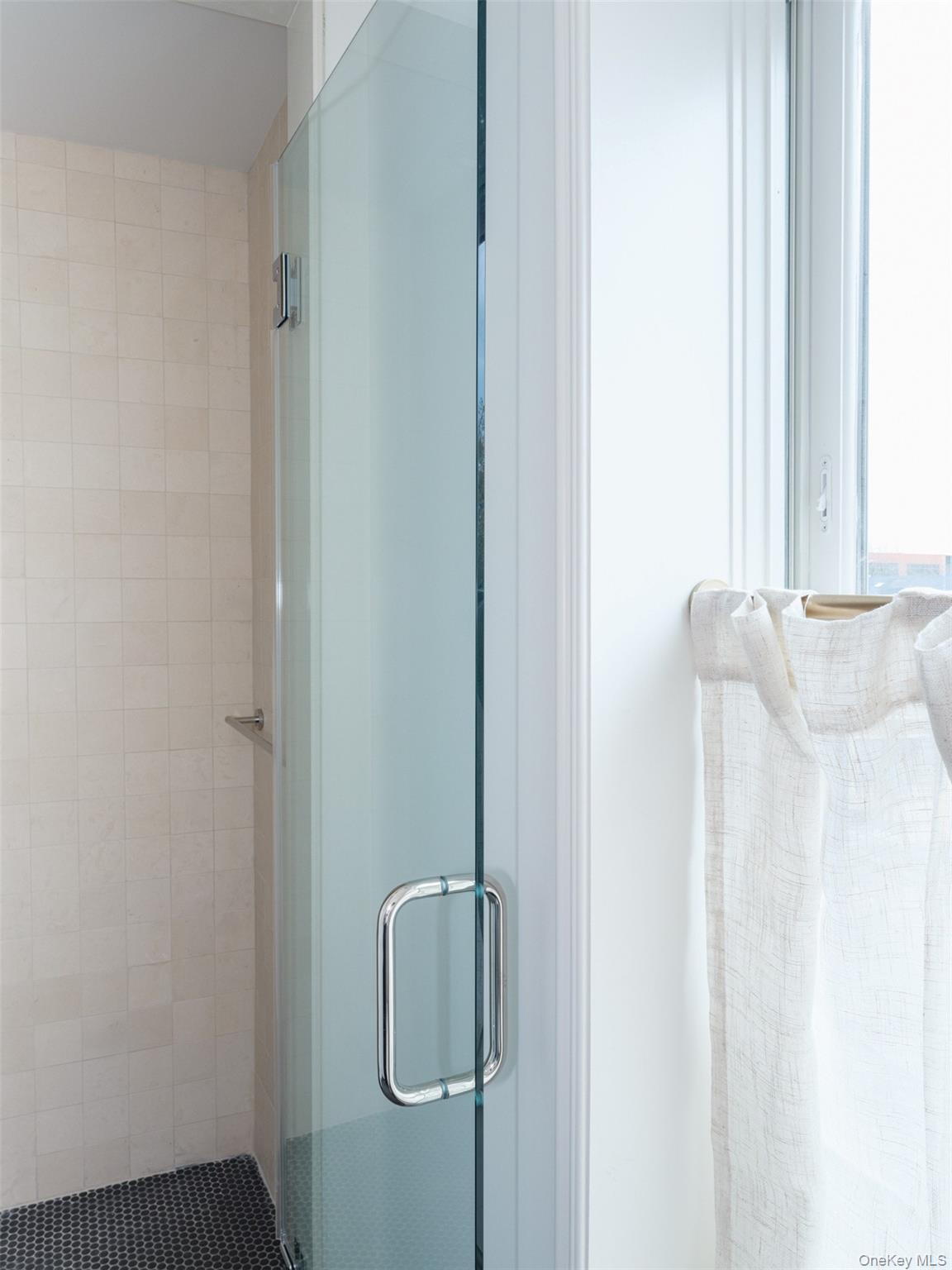 702-704 Columbia Street # 4, Hudson, NY 12534