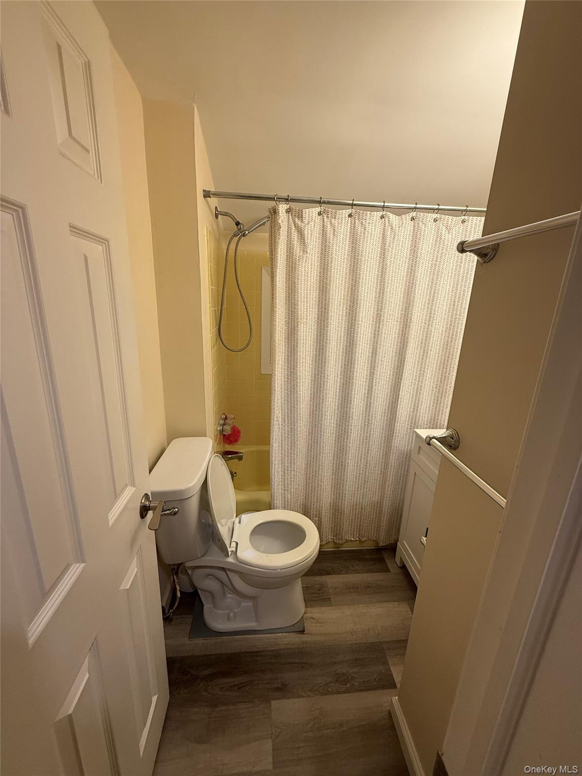 1432 Lakeshore Drive, Massapequa Park, NY 11762