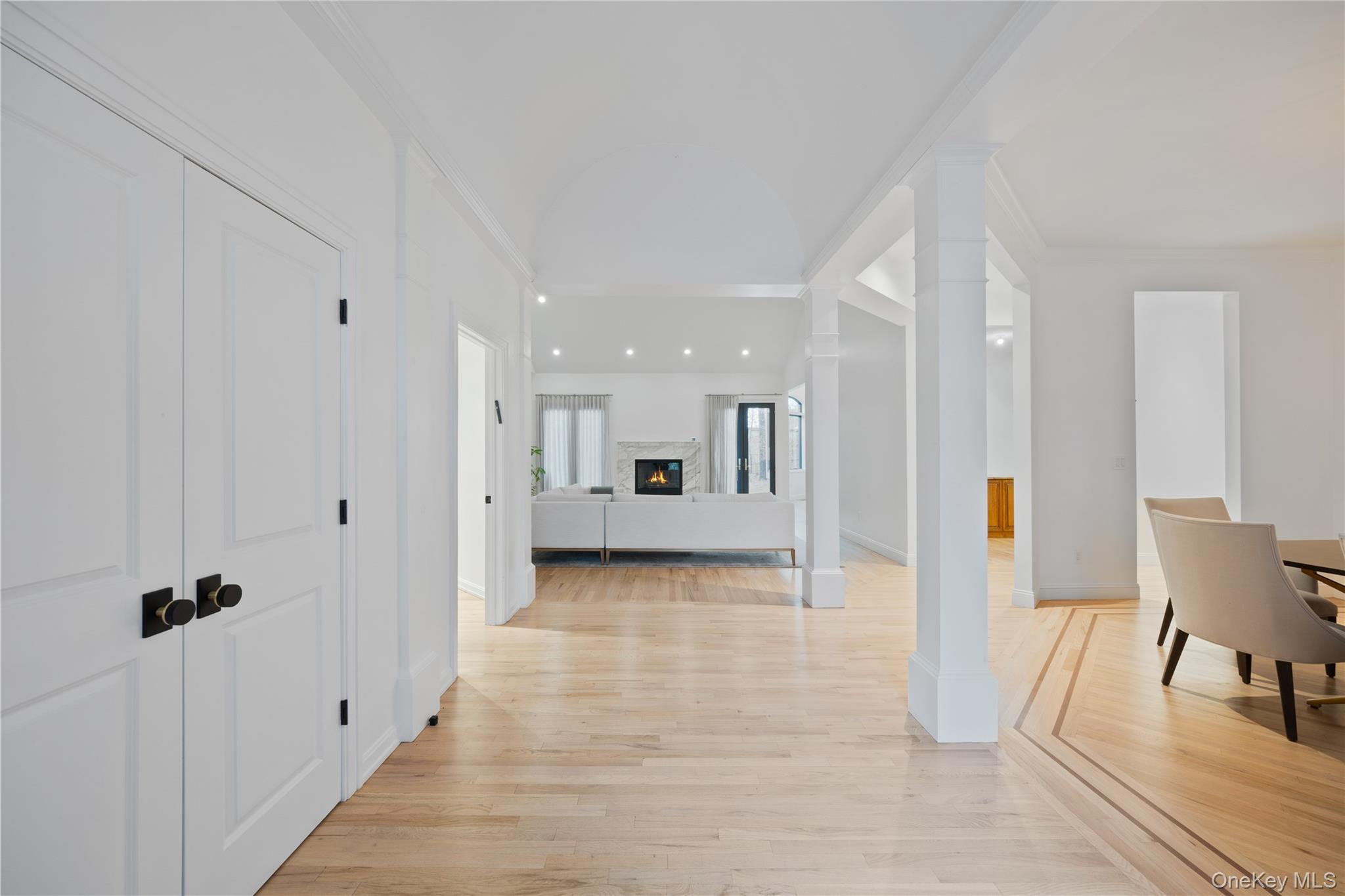 16 S De Baun Avenue, Airmont, NY 10901